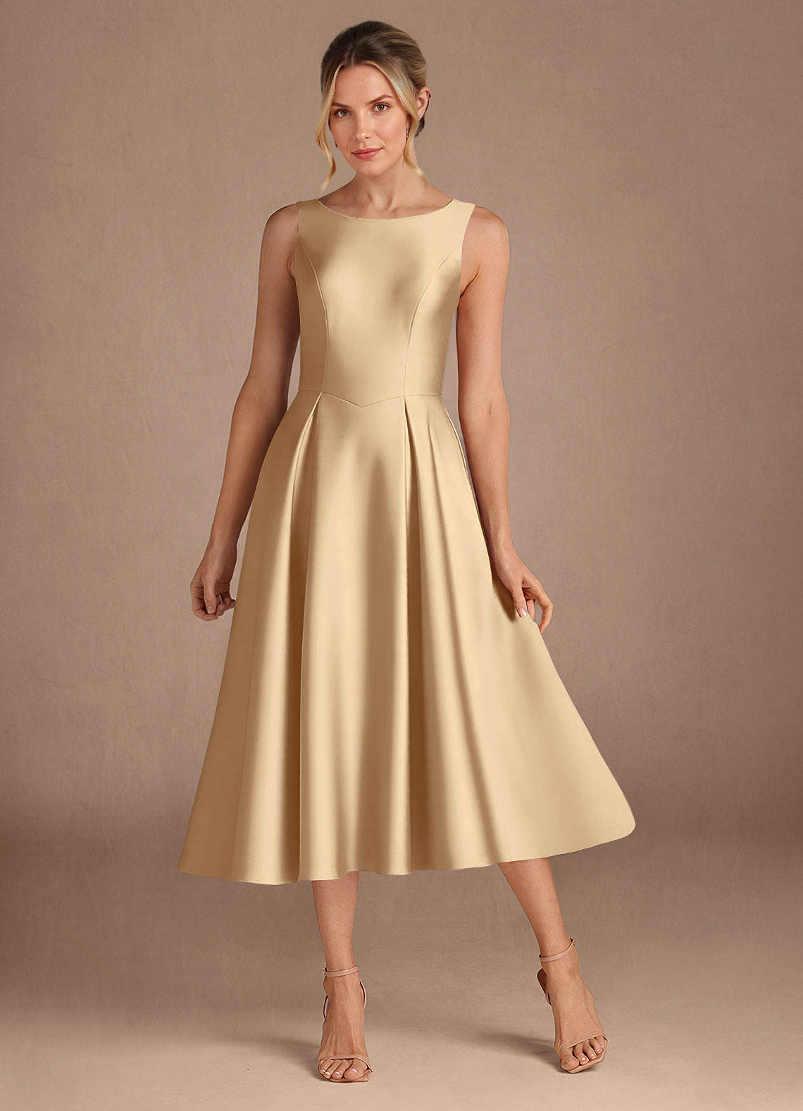 tea length champagne mother of the bride dress Petite Mother of the Bride Dress 2026 A-line Tulle Silver Short Scoop