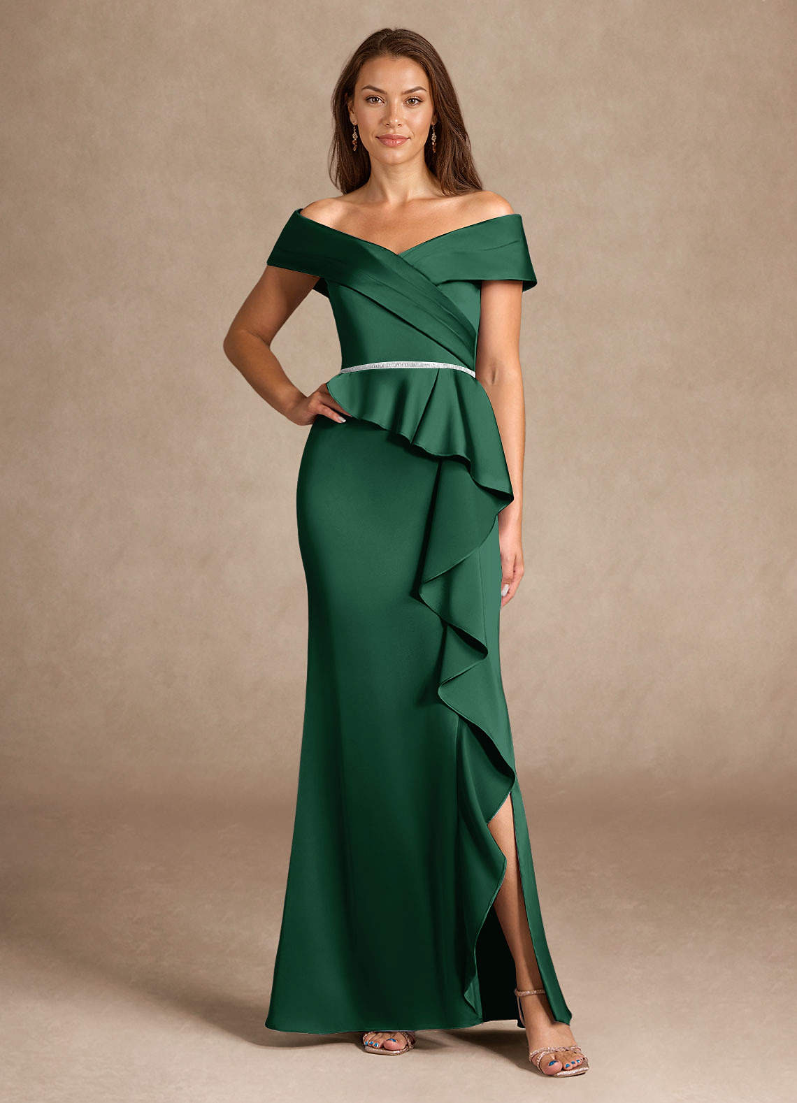 Azazie Dareia Kleider für die Brautmutter Meerjungfrau-Linie Schulterfrei Stretch-Satin Kleid Dunkelgrün image1
