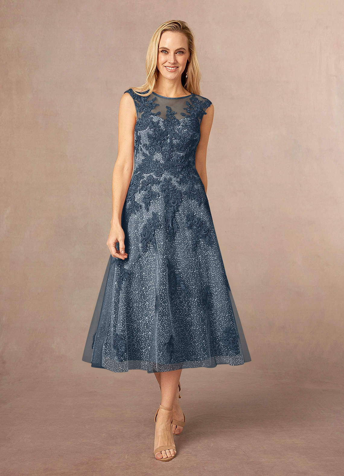 Azazie Flynn Mère de la mariée Robes Robe Trapèze en Tulle Col bateau dentelle Neptune image1