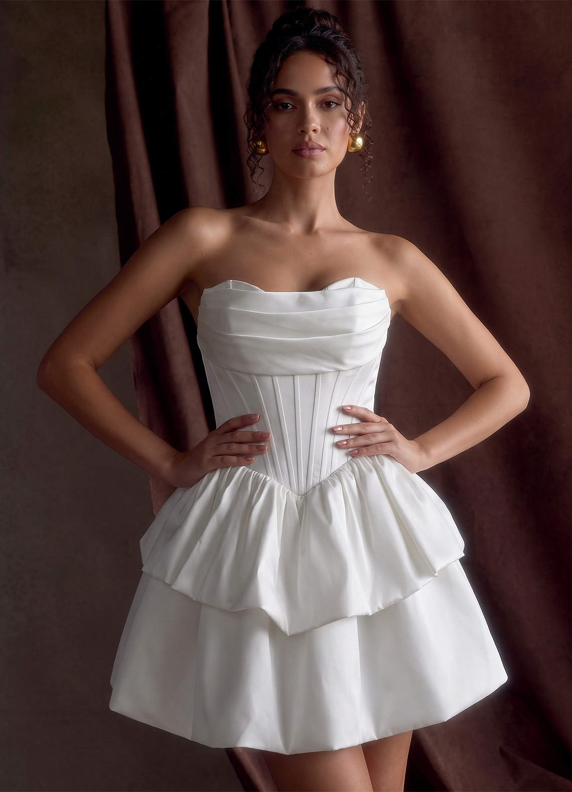 corset layered dress Noelle White Strapless Poplin Mini Size:Juniors/Women 4 Zara blue camisole pleated 2_ TAGLIE ITALIANE Floral gown shoulder silhouette framed with