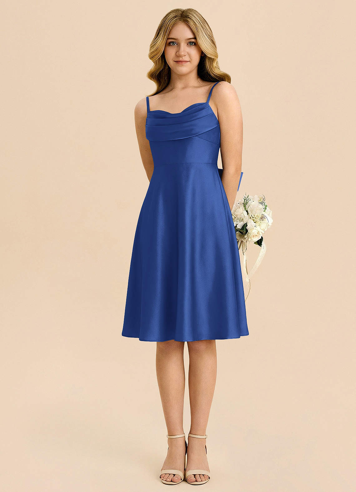 Azazie Bear Junior Robe Trapèze en Satin extensible Encolure en Forme de Cœur Bleu Roi image4