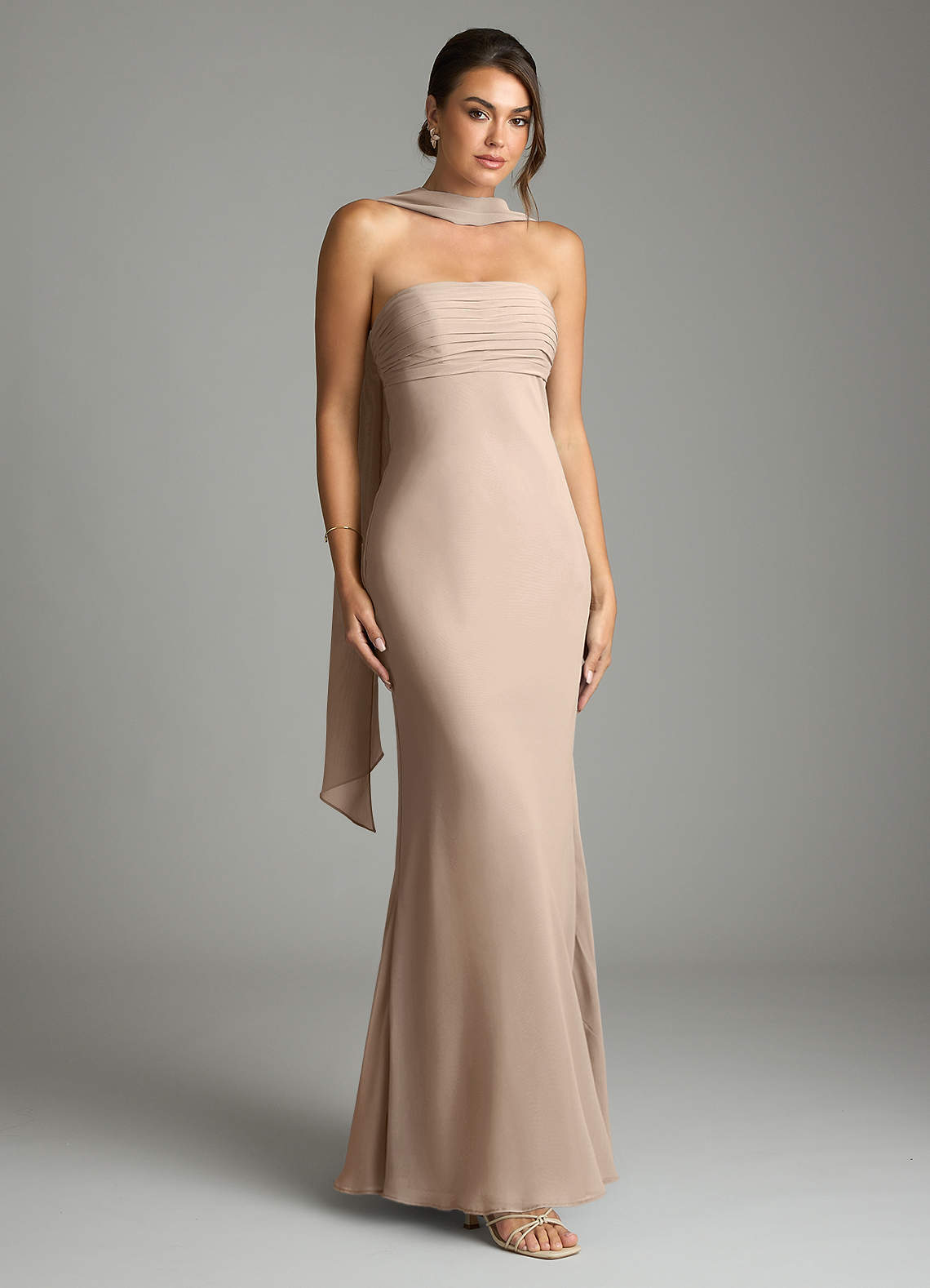 Azazie Saylor Vestidos de damas de honor Vestido de Gris Pardo de Gasa de Corte Sirena con Sin tirantes image1