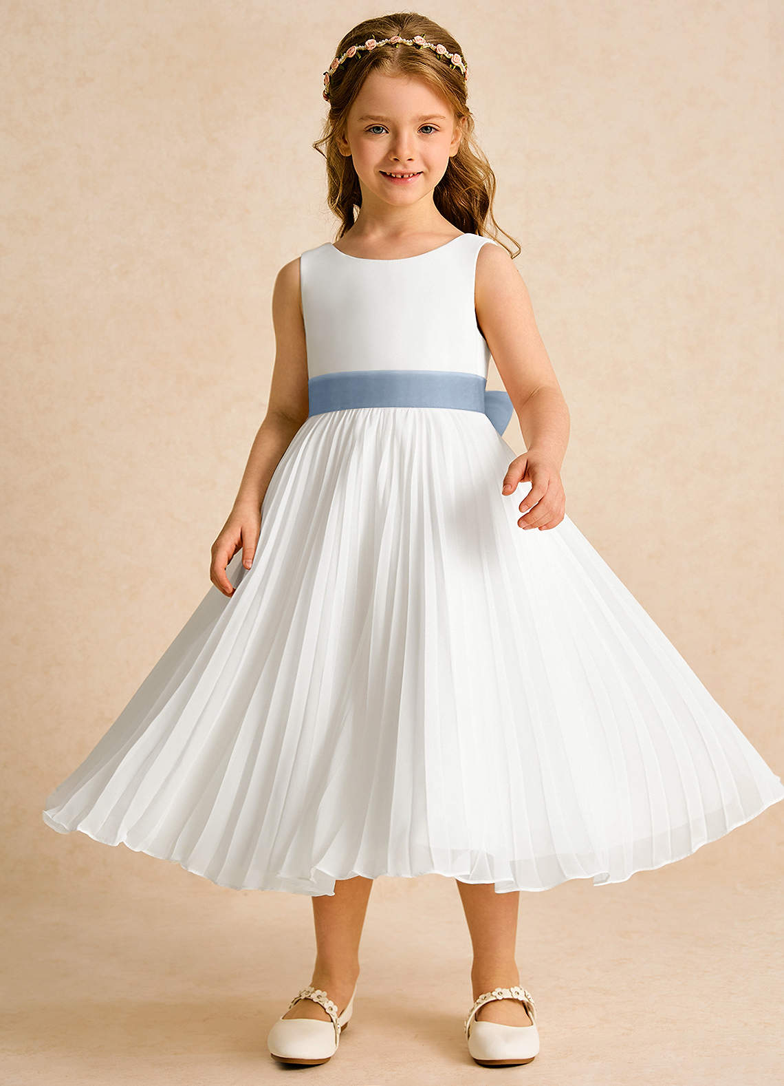 Azazie Margot Abiti da Ragazza di Fiori Abito A-Line in Chiffon Plissettato Avorio Blu Polvere image3