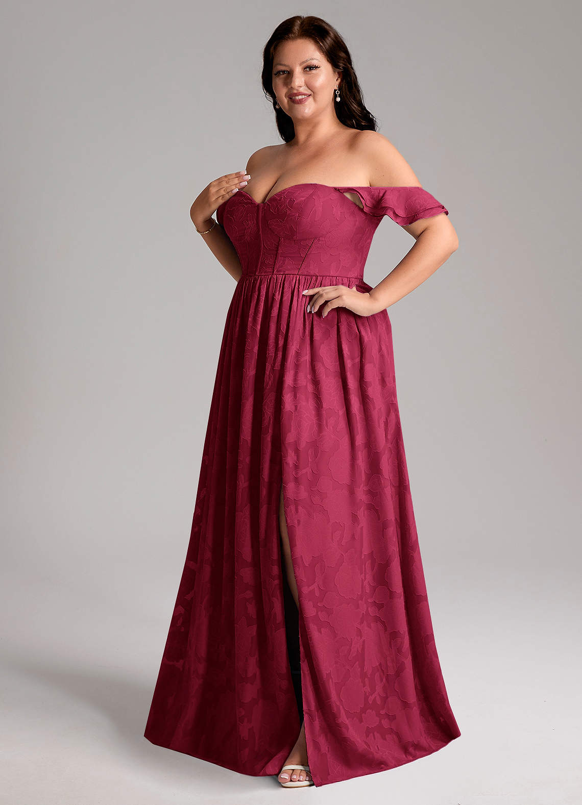 Azazie Denisse Vestidos de madrinha de casamento Vestido Borgonha de Esgotamento Floral de Linha A com Ruched image10