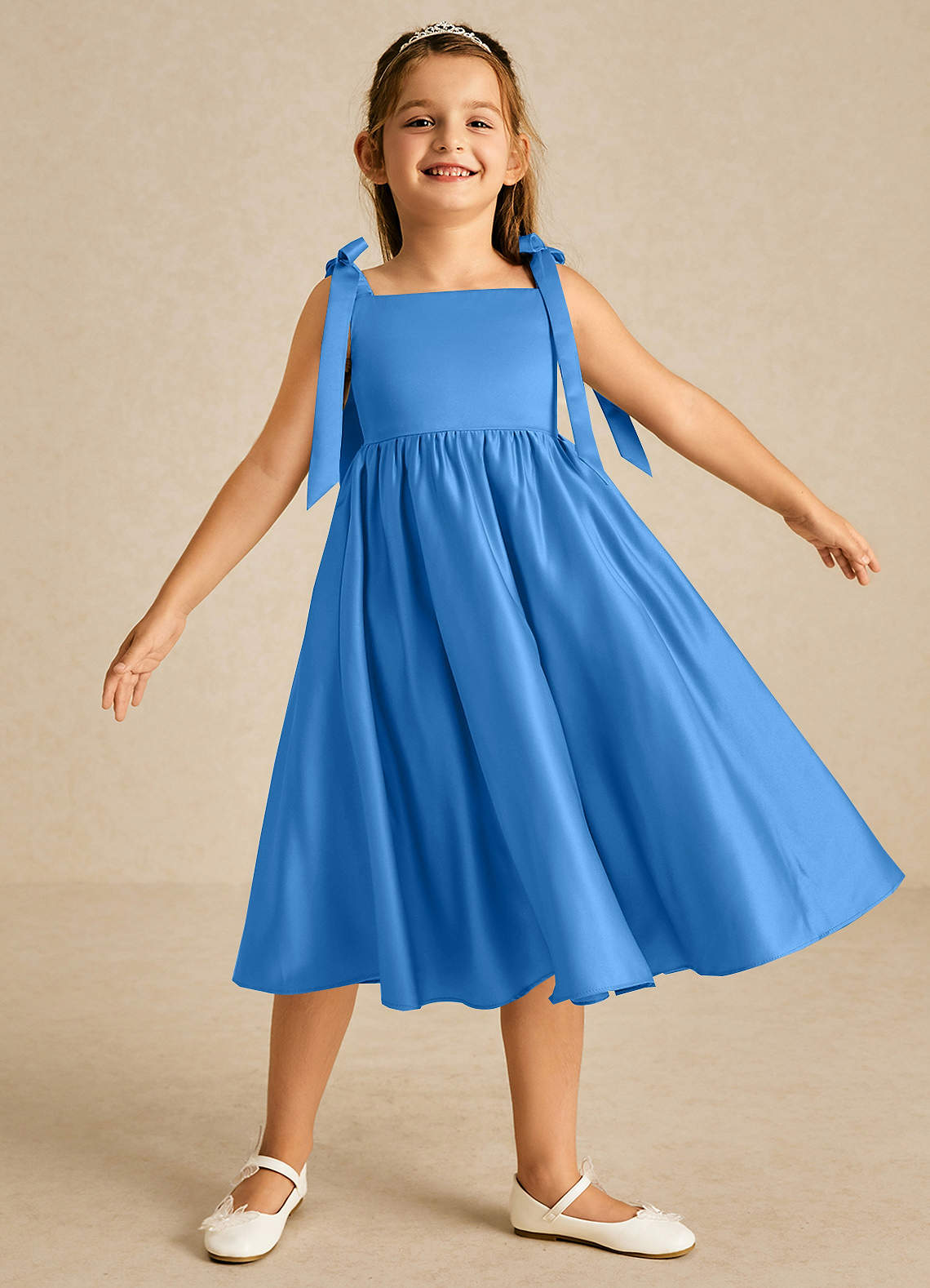 Azazie Chelsie vestidos de niña de las flores Vestido de Azul Grisaceo de Satin Mate de Corte En A con Lazo image1