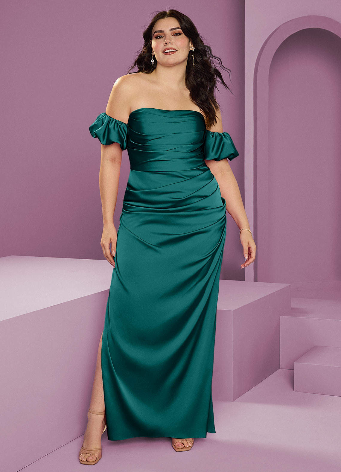 Barbie ♥ Azazie Robes de demoiselle d'honneur Robe Fourreau Convertible en Satin extensible Épaule décolletée Paon image1