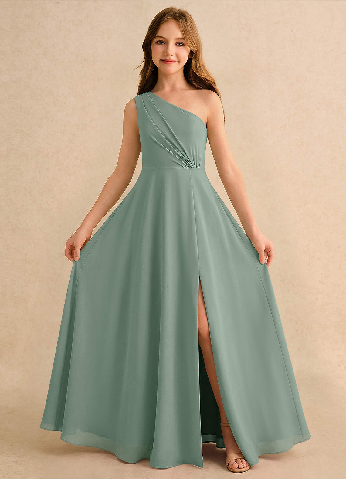 Azazie Puddles Girls Formal Robe Demoiselle D'honneur Fillette Robe Trapèze en Mousseline de soie Une épaule Sauge D'argent image4
