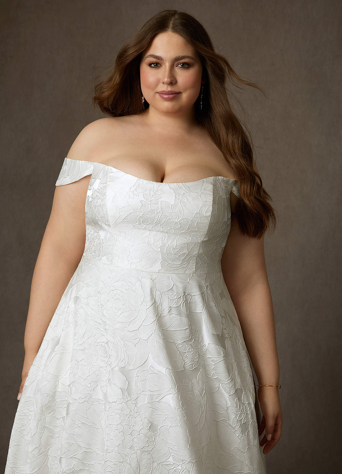 Azazie Amaya Hochzeitskleider Ballkleid Schulterfrei Blumen-Jacquard Kleid Diamantweiß image15