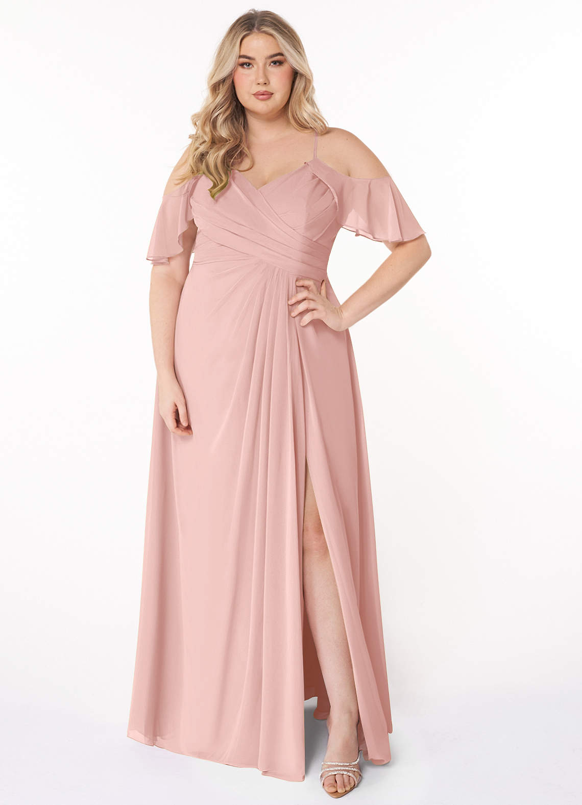 Azazie Dakota Robes de demoiselle d'honneur Robe Trapèze en Mousseline de soie Col V plissé Rose Poudré image1