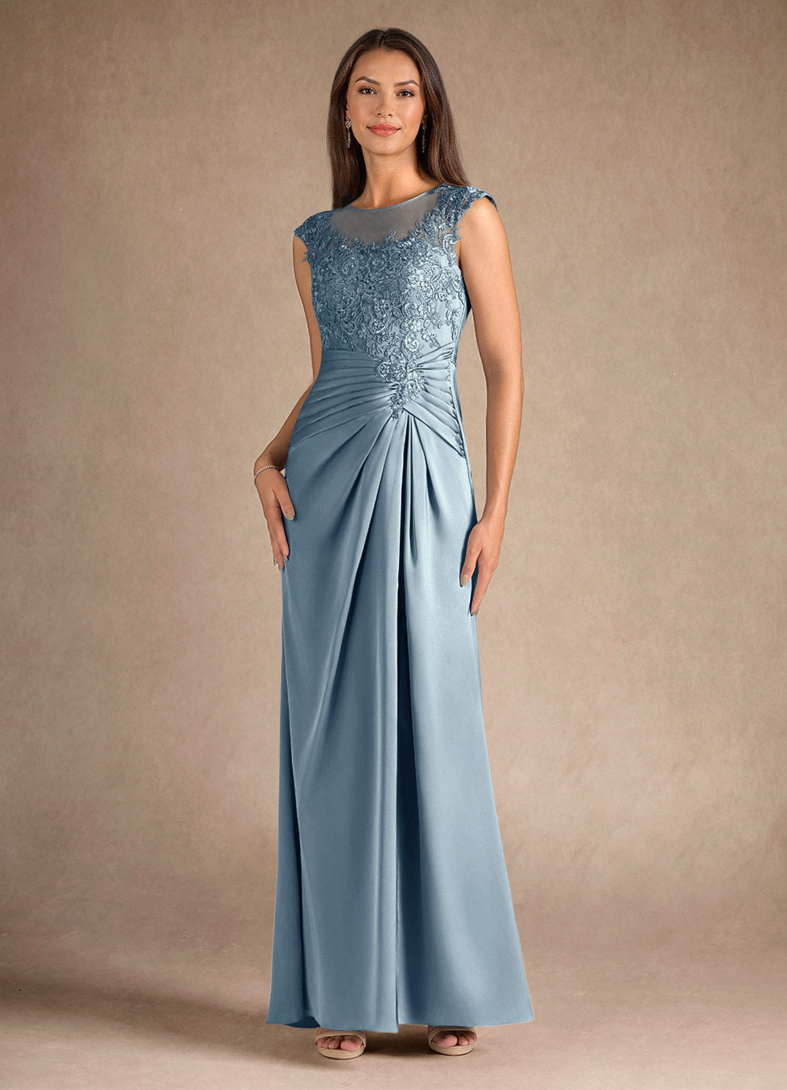 Azazie Santa Barbara vestidos de madre de la novia Vestido de Azul Polvoriento de Satén Elástico de Recto con Plisado image3