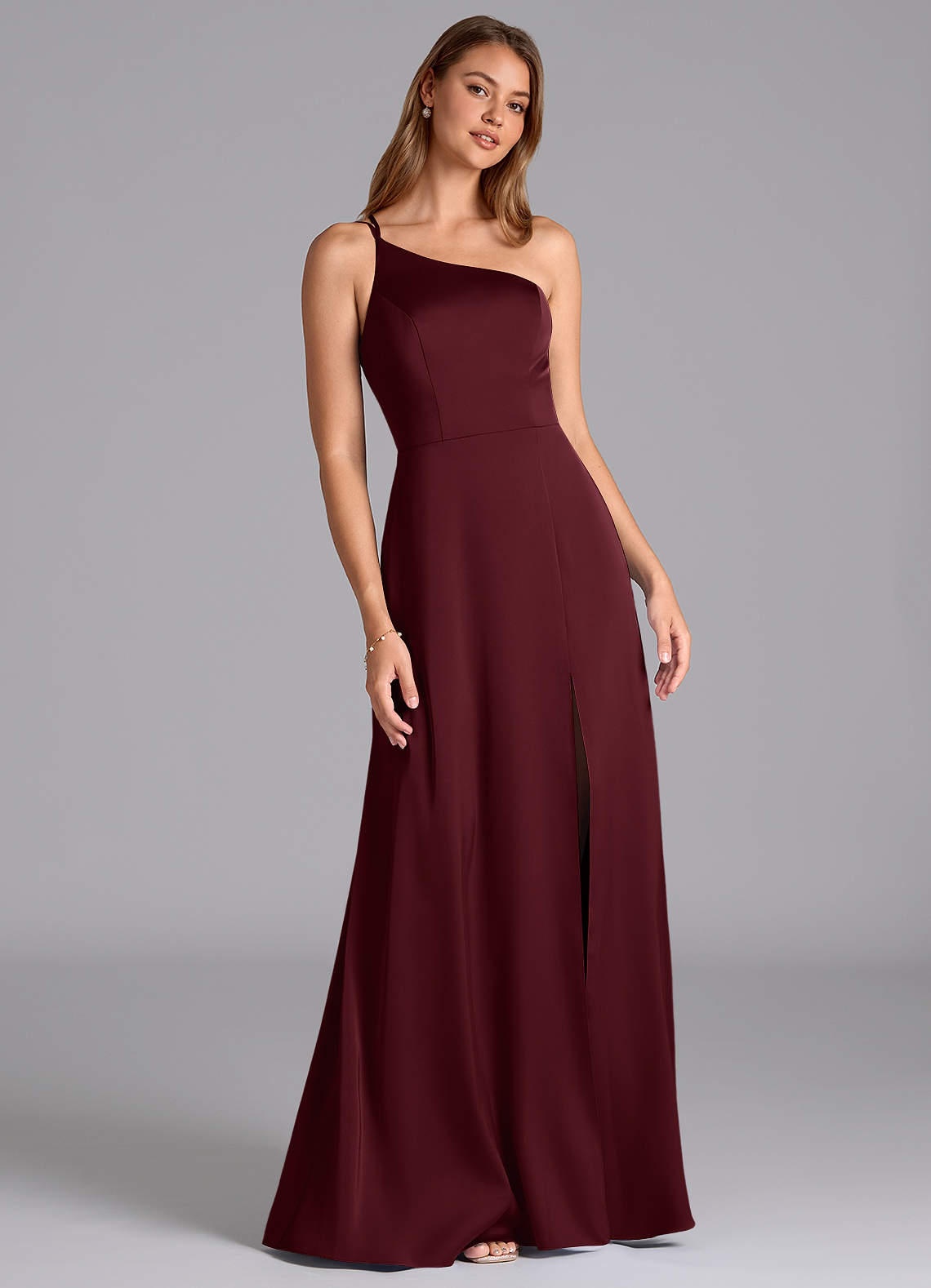 Azazie Trina Abiti da Damigella Abito A-Line in Raso Elasticizzato Monospalla Cabernet image1
