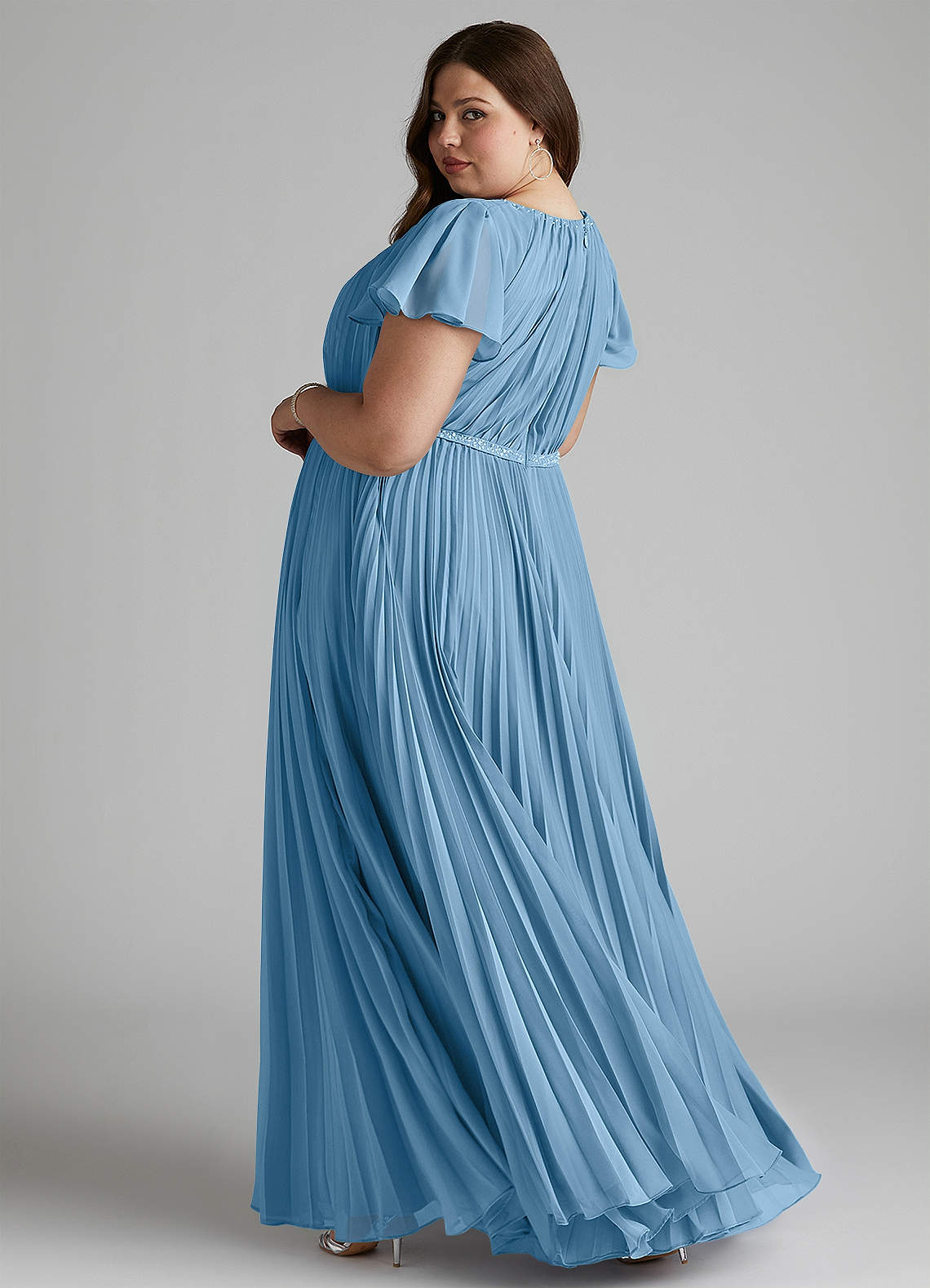 Azazie Kara Robes de demoiselle d'honneur modestes Robe Trapèze Plissée Longueur ras du sol Mousseline de soie image10