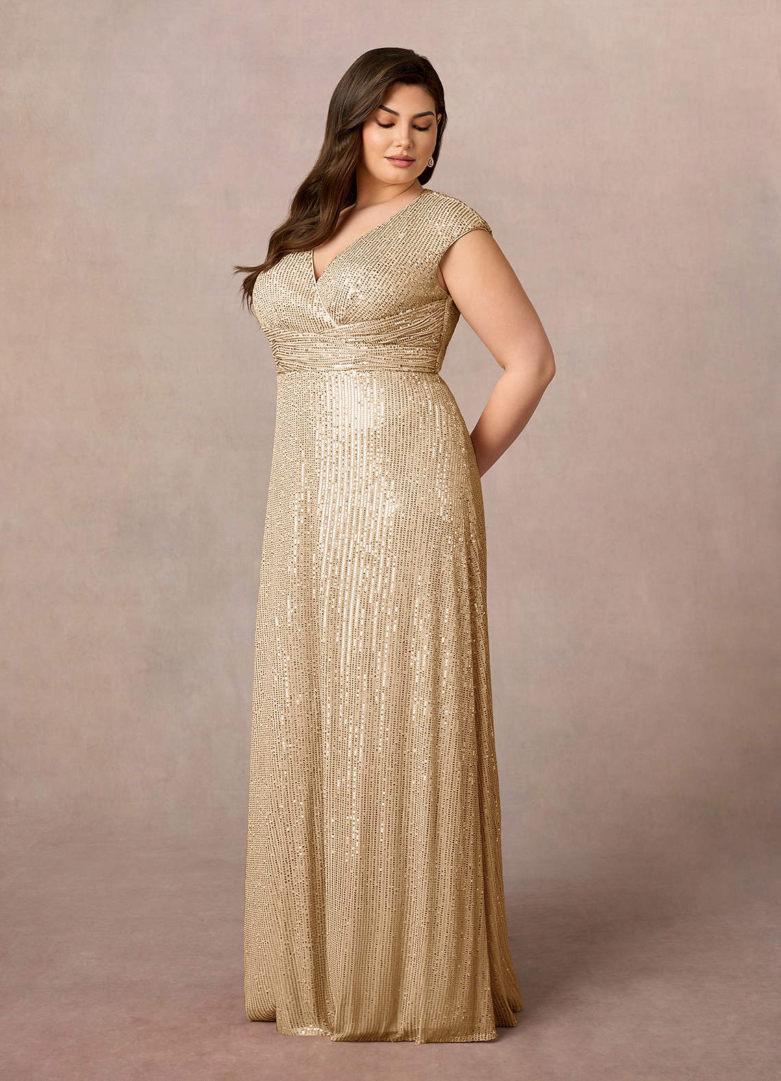 Upstudio Sacramento Mother of the Bride Dresses Champagne A-Line V-Neck Ruched Sequins Dress image8