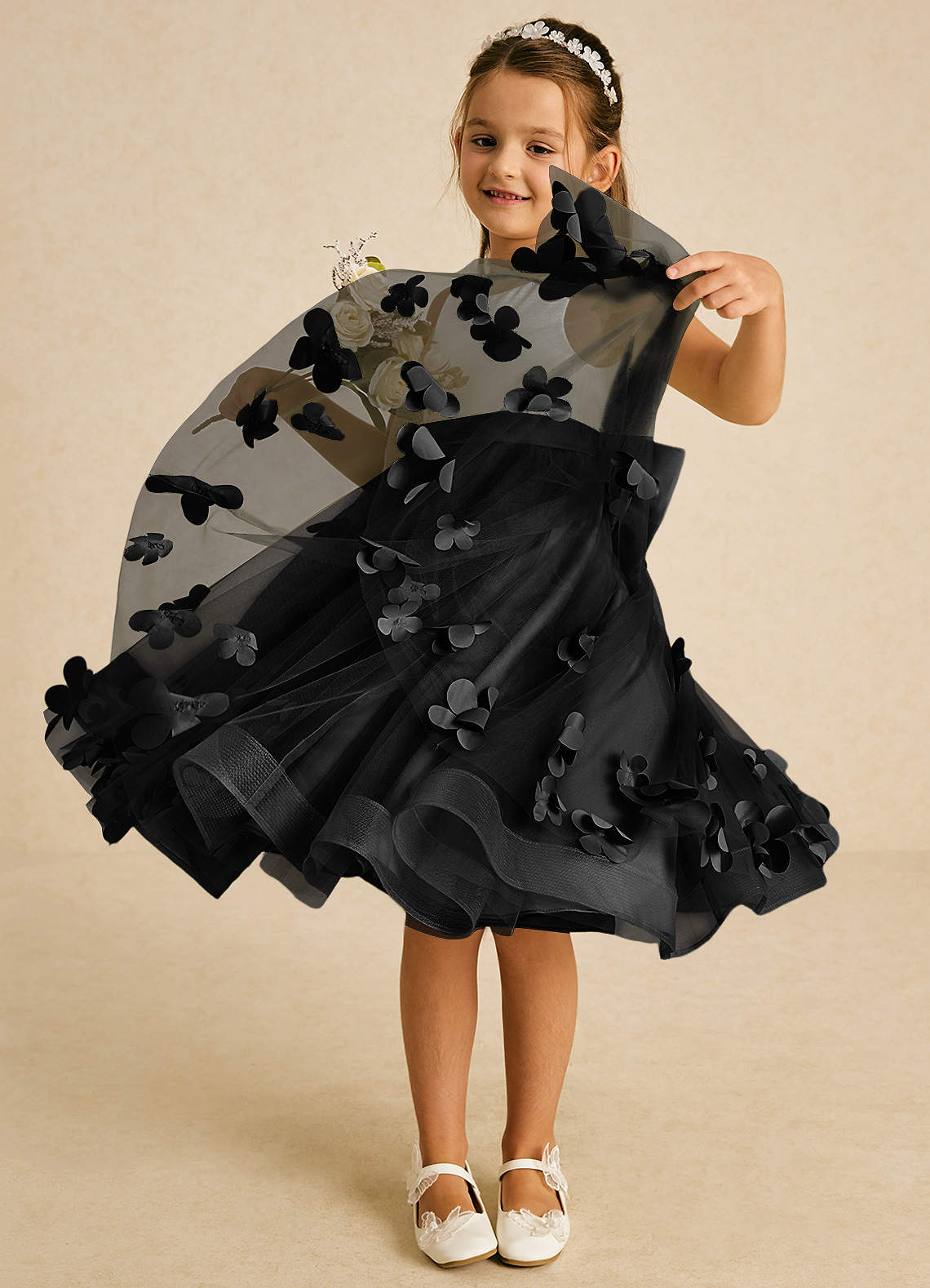 Azazie Sprout Vestidos de florista Vestido Preto de Tule de Linha A com Arco image2