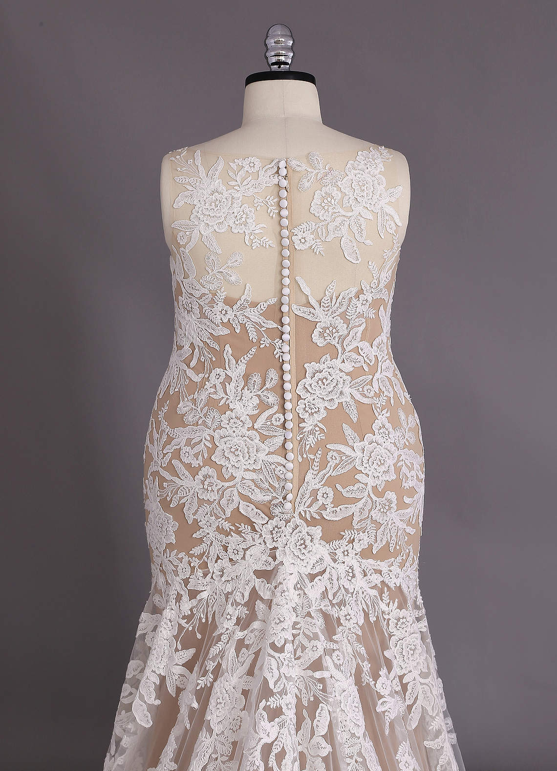 Azazie Judith Vestidos de novia Vestido de Blanco Diamante Nude de Tul de Corte Sirena con Lentejuela image12