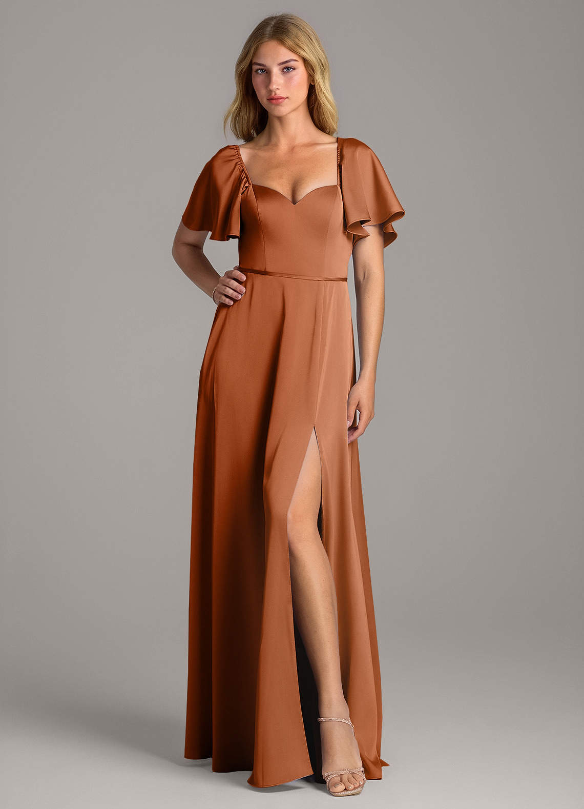 Azazie Chloe Robes de demoiselle d'honneur Robe Trapèze en Satin extensible Encolure en Forme de Cœur Cuivre image1