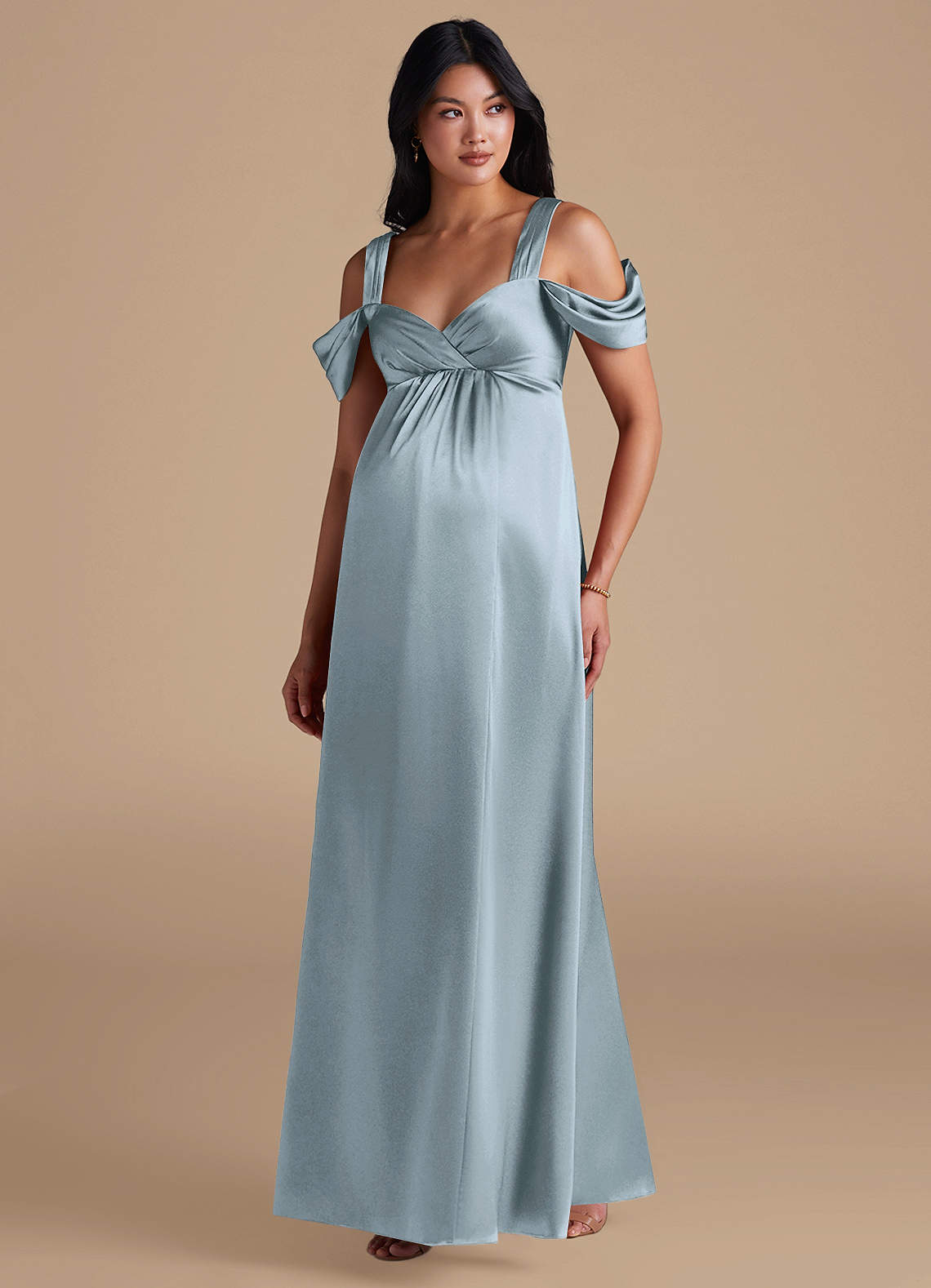 Azazie Rhea vestidos de dama de honor de maternidad Vestido de Corte En A Plisado Hasta el suelo Satén Metálico image4