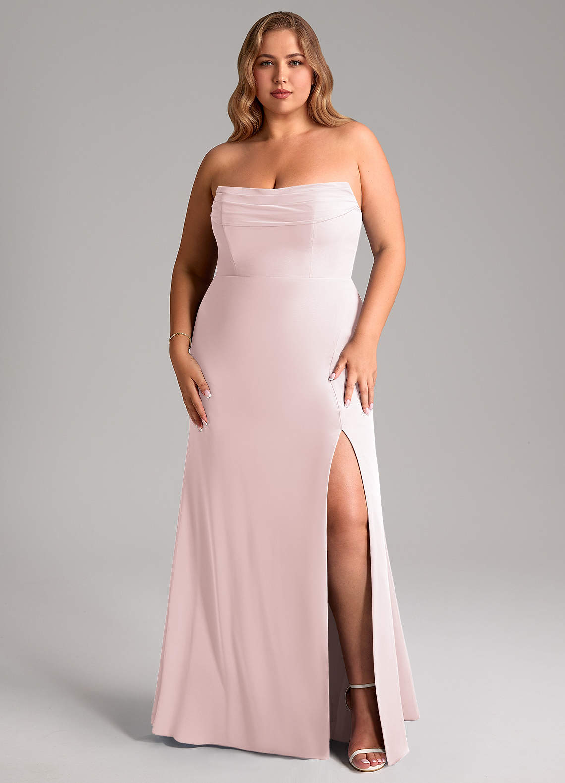 Azazie Saige Vestidos de madrinha de casamento Vestir Rosa Corado de Chiffon de Linha A com Fora do ombro image15