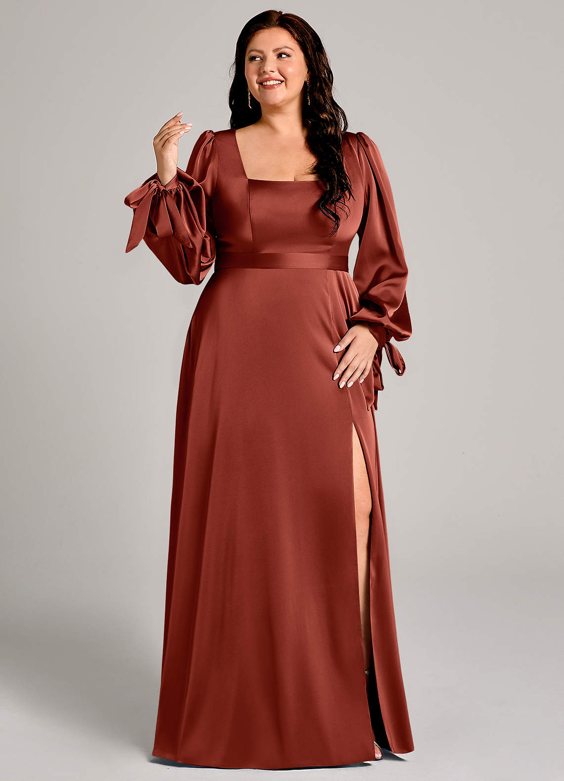 Azazie Leonia Robes de demoiselle d'honneur Robe Trapèze en Satin extensible Manche longue Terracotta image9