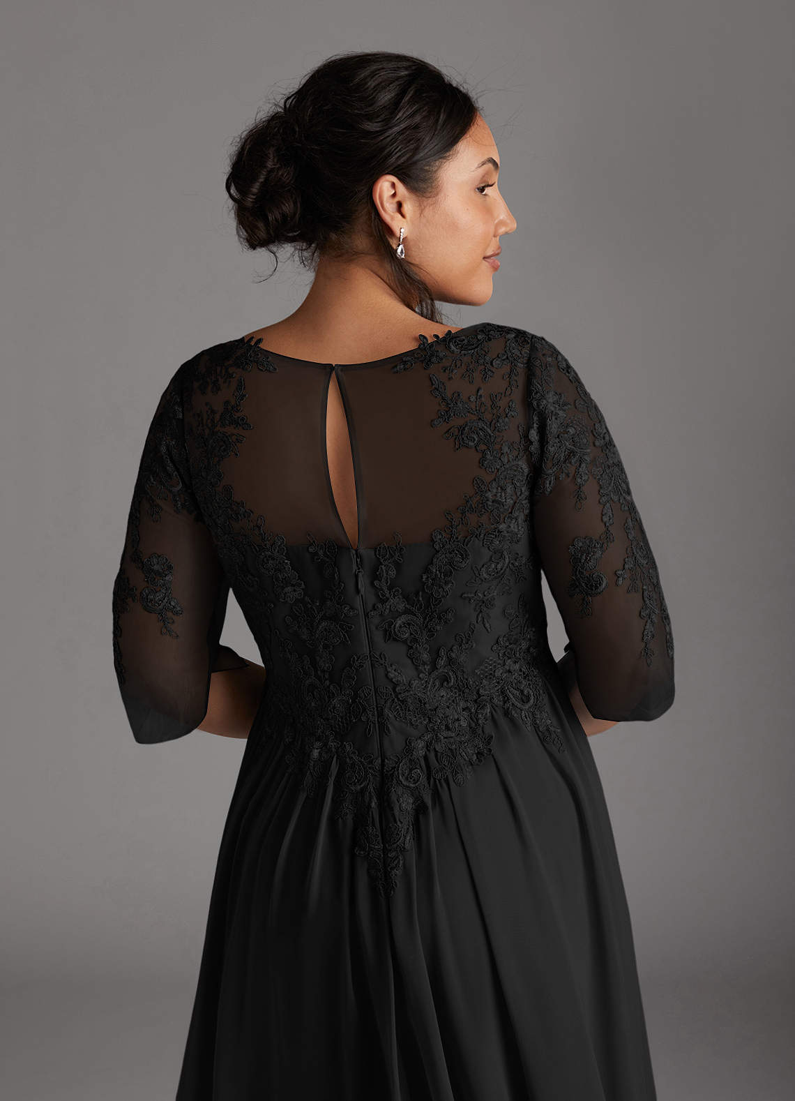 Azazie Mirielle vestidos de madre de la novia Vestido de Negro de Gasa de Corte En A con Encaje Scoop image10