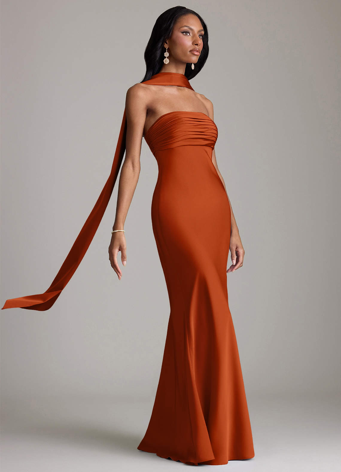 Azazie Saylor Vestidos de damas de honor Vestido de Naranja Quemada de Satén Elástico de Corte Sirena con Sin tirantes image9