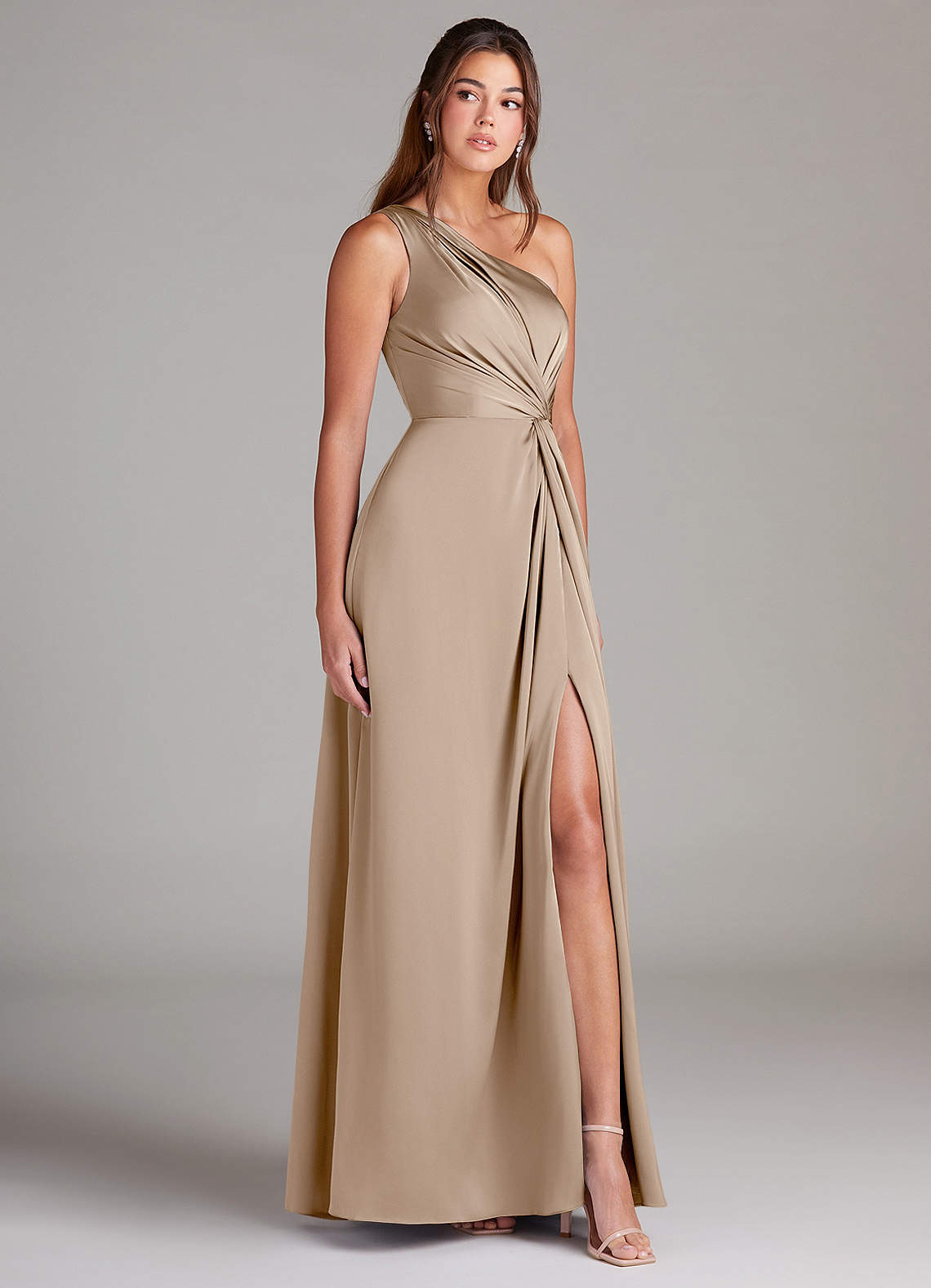Azazie Brooke Vestidos de damas de honor Vestido de Gris Pardo de Satén Elástico de Corte en A con Hombro unilateral image4