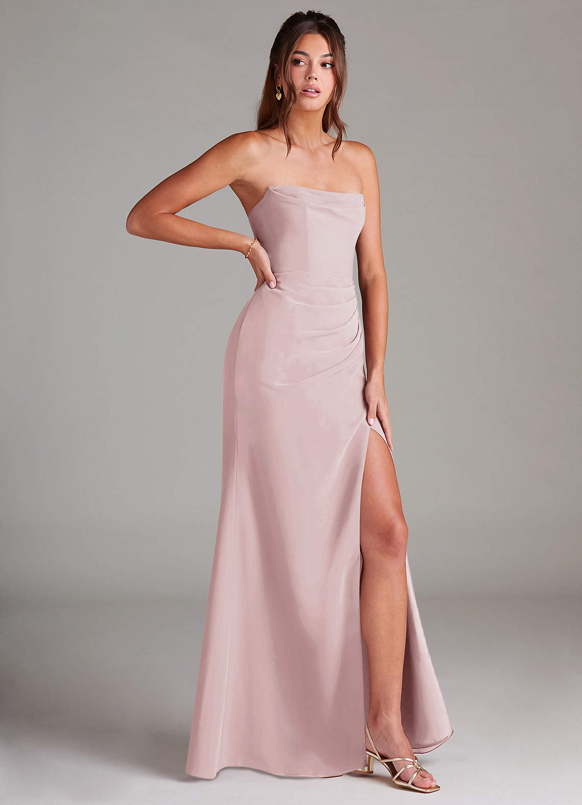 Azazie Leonis Vestidos de madrinha de casamento Vestir Rosa Corado de Chiffon de Bainha com Sem alças image1