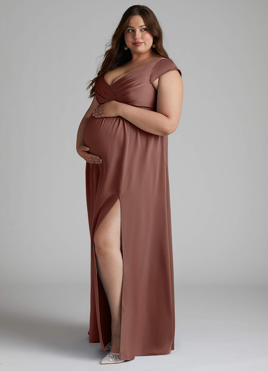 Azazie Allessia vestidos de dama de honor de maternidad Vestido de Corte En A Plisado Hasta el suelo Satén Elástico image7