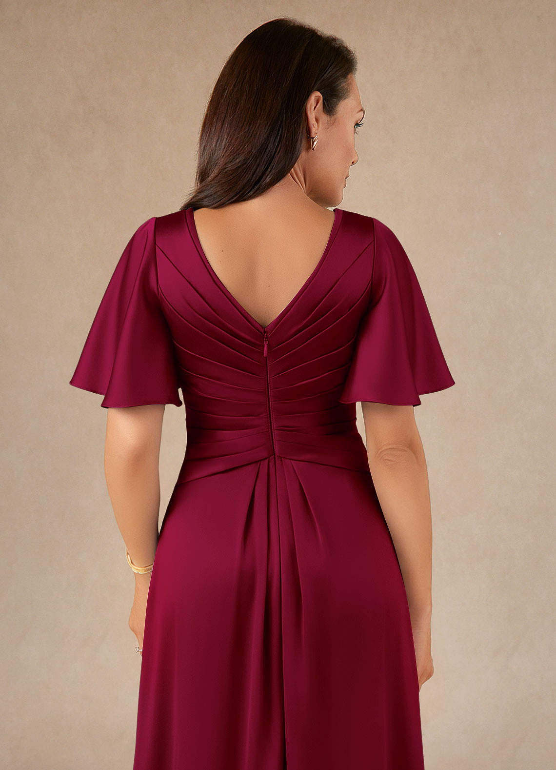 Azazie Emmeline Mère de la mariée Robes Robe Trapèze en Satin extensible Plissée Bourgogne image3