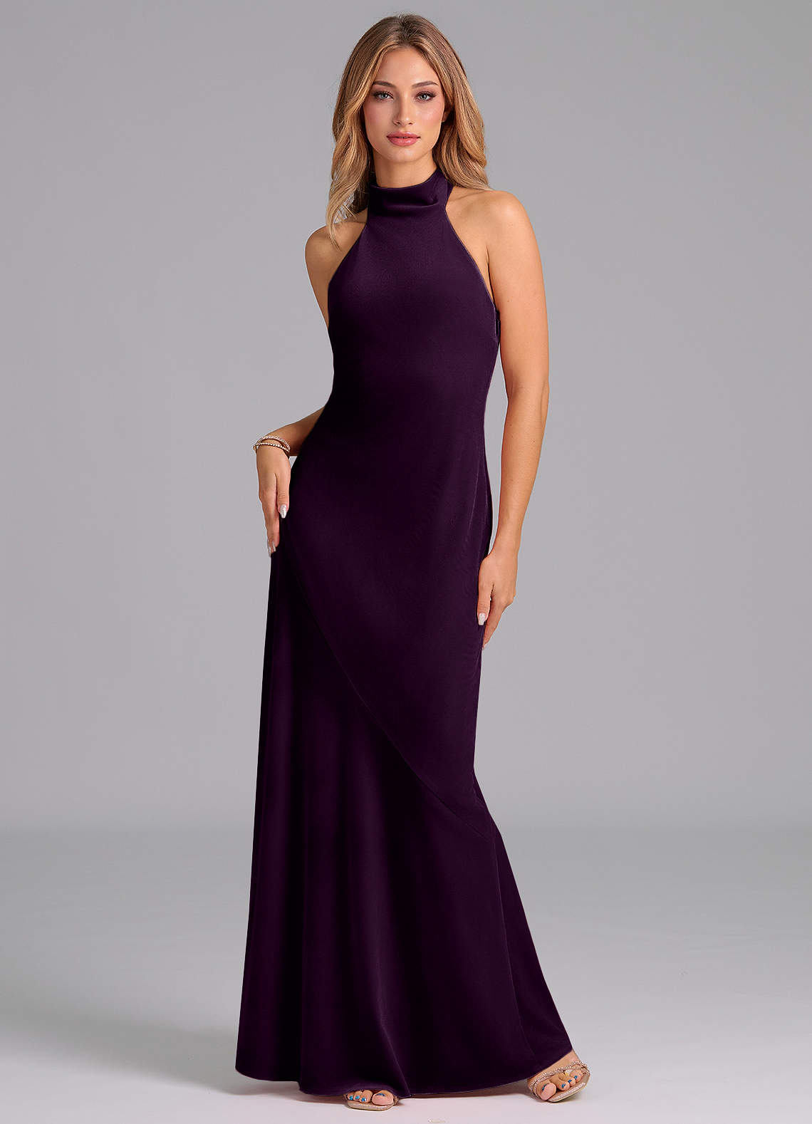 Azazie Velli Robes de demoiselle d'honneur Robe Sirène en velours Col Haut Grain De Raisin image1