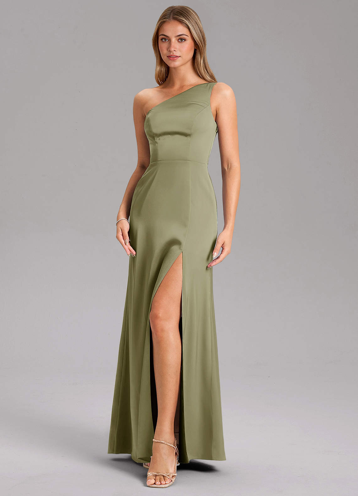 Azazie Phaedra Vestidos de damas de honor Vestido de Pistacho de Satén Elástico de Corte en A con Hombro unilateral image5
