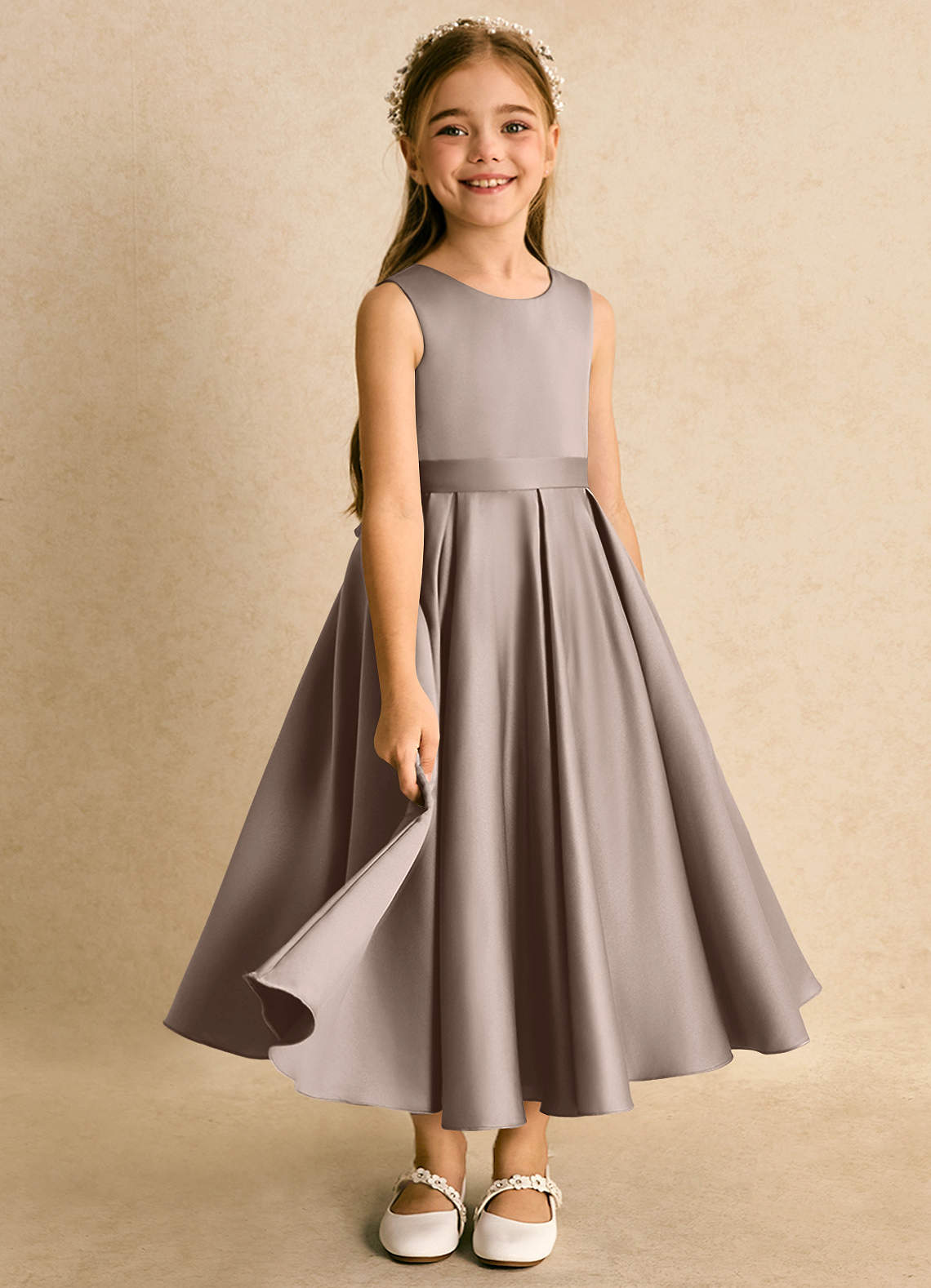 Azazie Junebuj vestidos de niña de las flores Vestido de Gris Pardo de Satin Mate de Princesa con Plisado image1