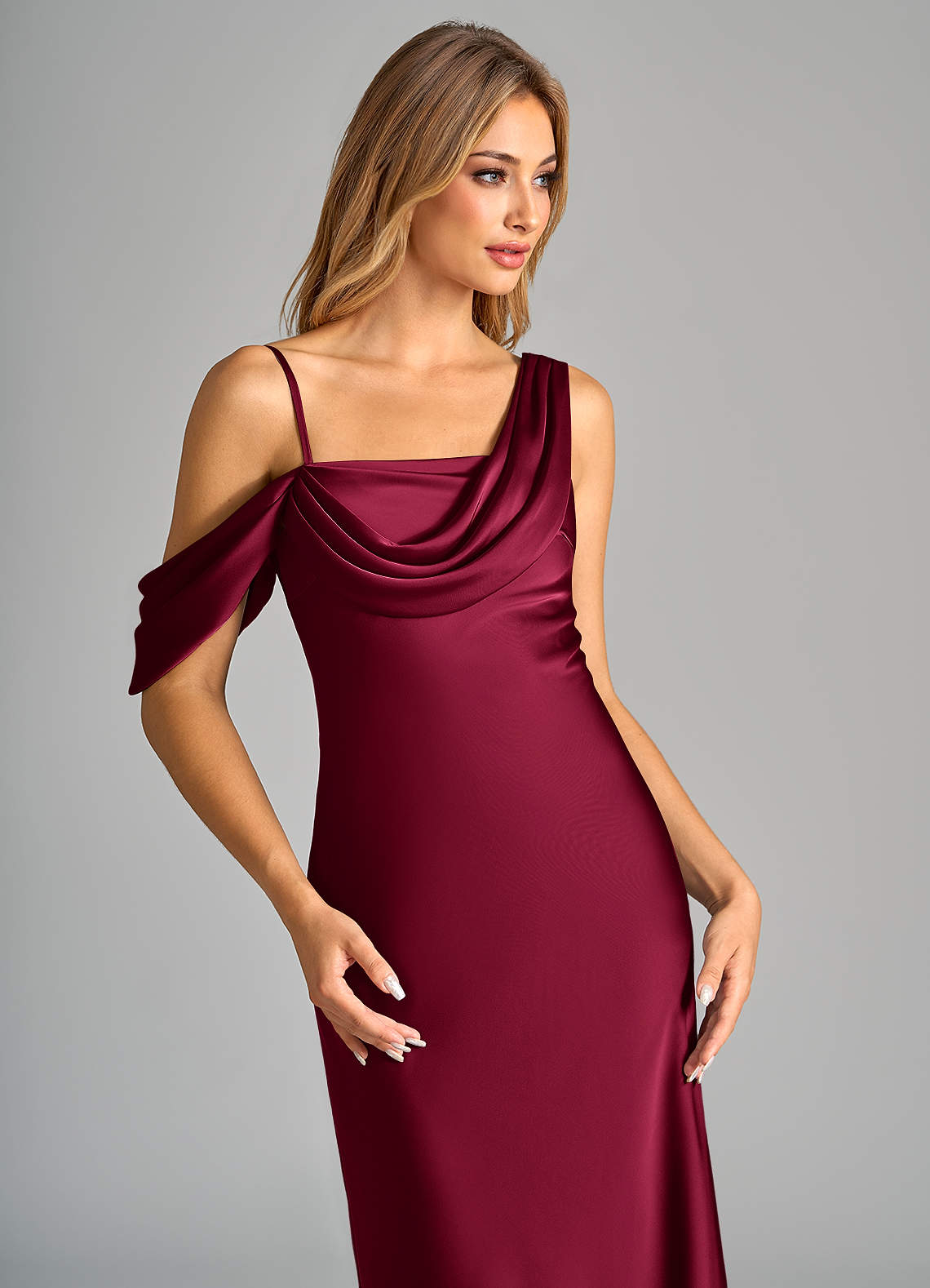 Azazie Celina Vestidos de madrinha de casamento Vestir Borgonha de Cetim elástico de Bainha com Fora do ombro image6
