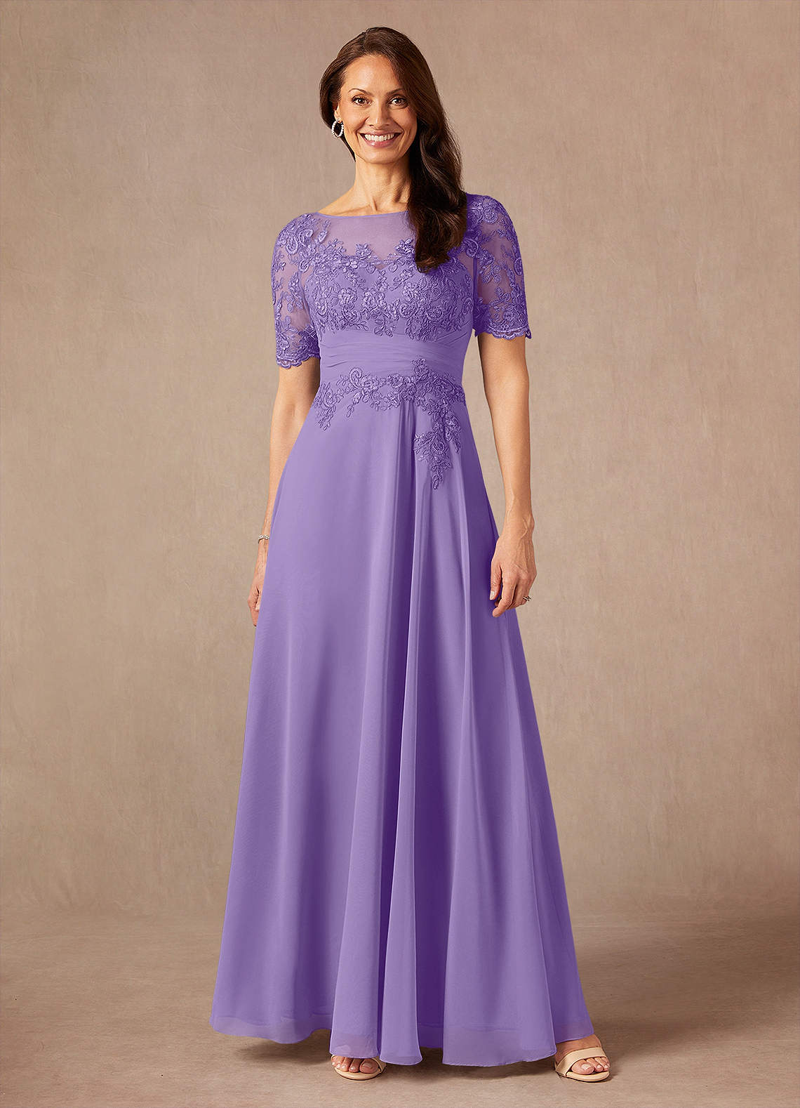 Azazie Raissa vestidos de madre de la novia Vestido de Tahití de Gasa de Corte En A con Encaje image1