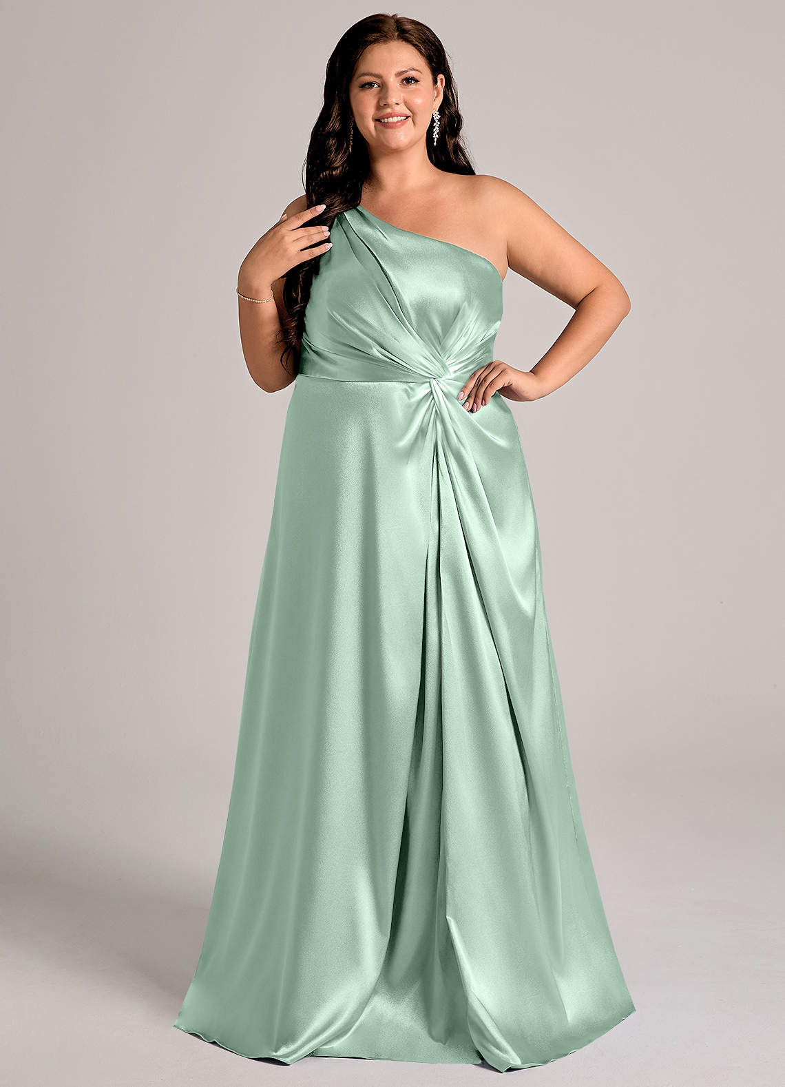 Azazie Brooke Abiti da Damigella Abito A-Line in Raso Metallizzato Monospalla Agave image9