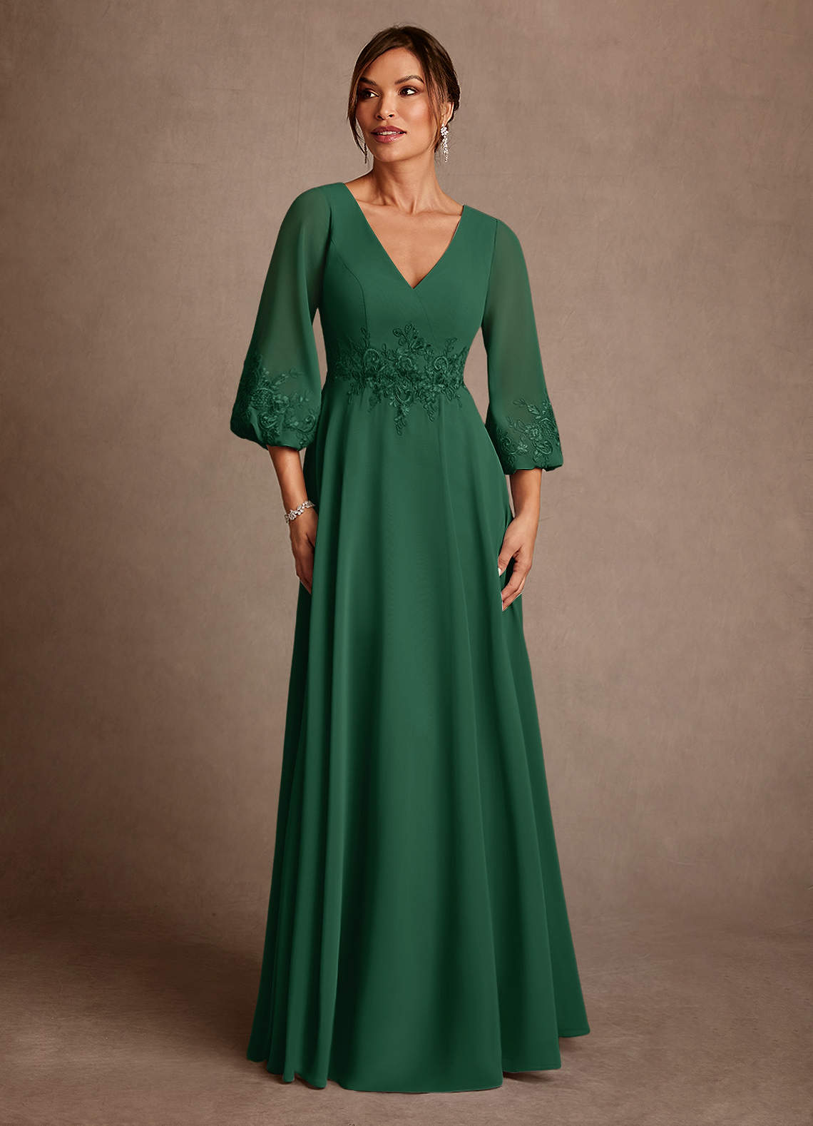 Azazie Yorba Abiti per la Madre della Sposa Abito A-Line in Chiffon Pizzo Verde Scuro image1