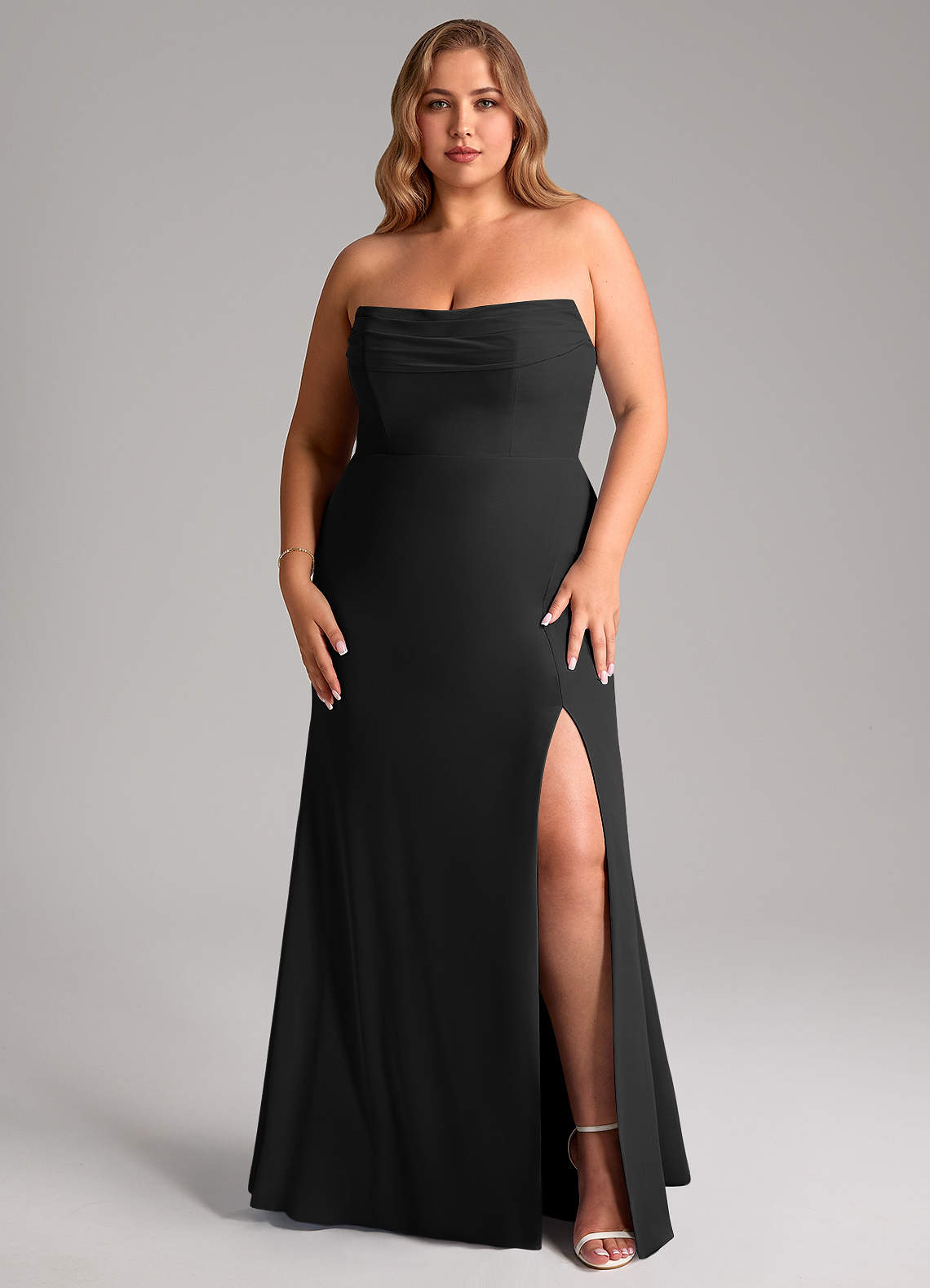 Azazie Saige Vestidos de damas de honor Vestido de Negro de Gasa de Corte en A Convertible con Vestidos sin tirantes image15