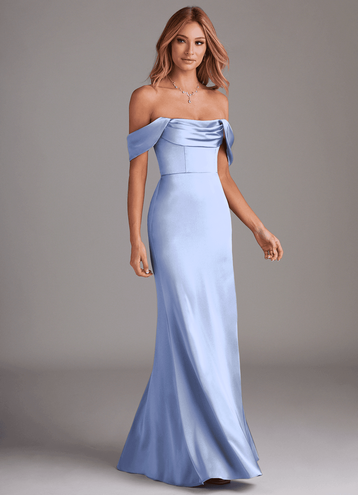 Azazie Saige Vestidos de madrinha de casamento Vestido Gelo de Cetim elástico de Bainha com Fora do ombro image5