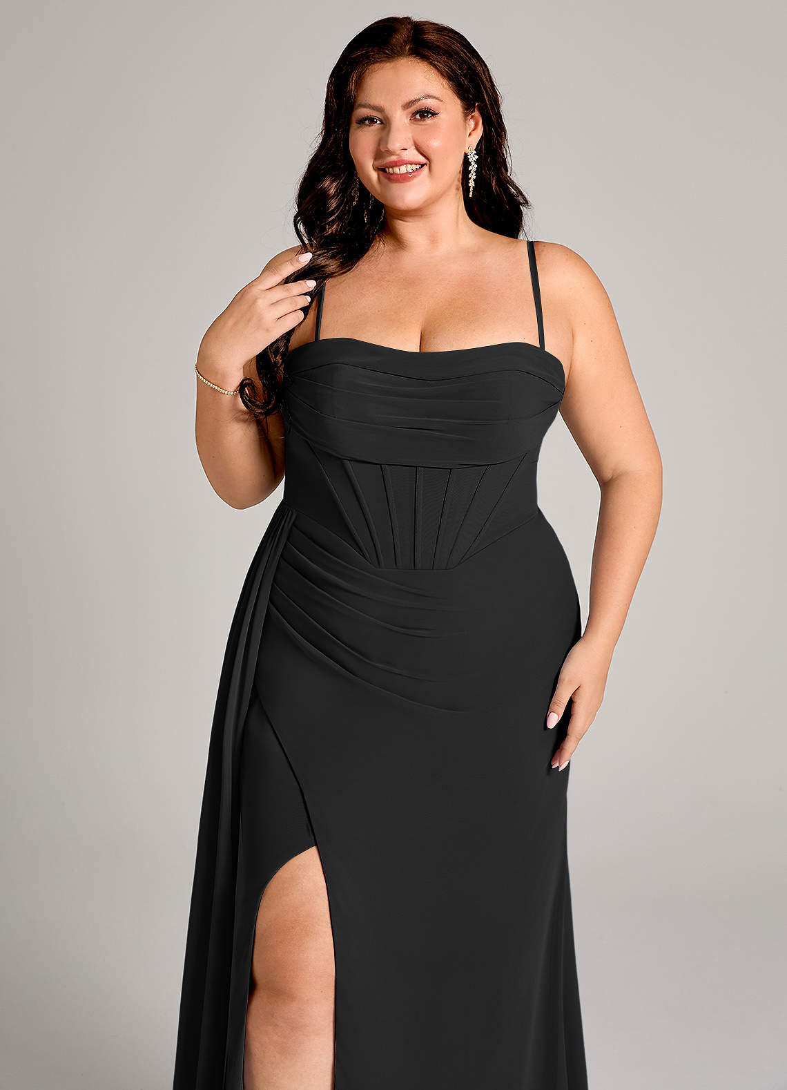black chiffon bridesmaid dresses plus size Amaira Flare Dress Azazie Amyra Black Azazie Vouiao Size:6-7 Year Dress Tiered Tulle Used Simply Vera Wang The bodice is defined