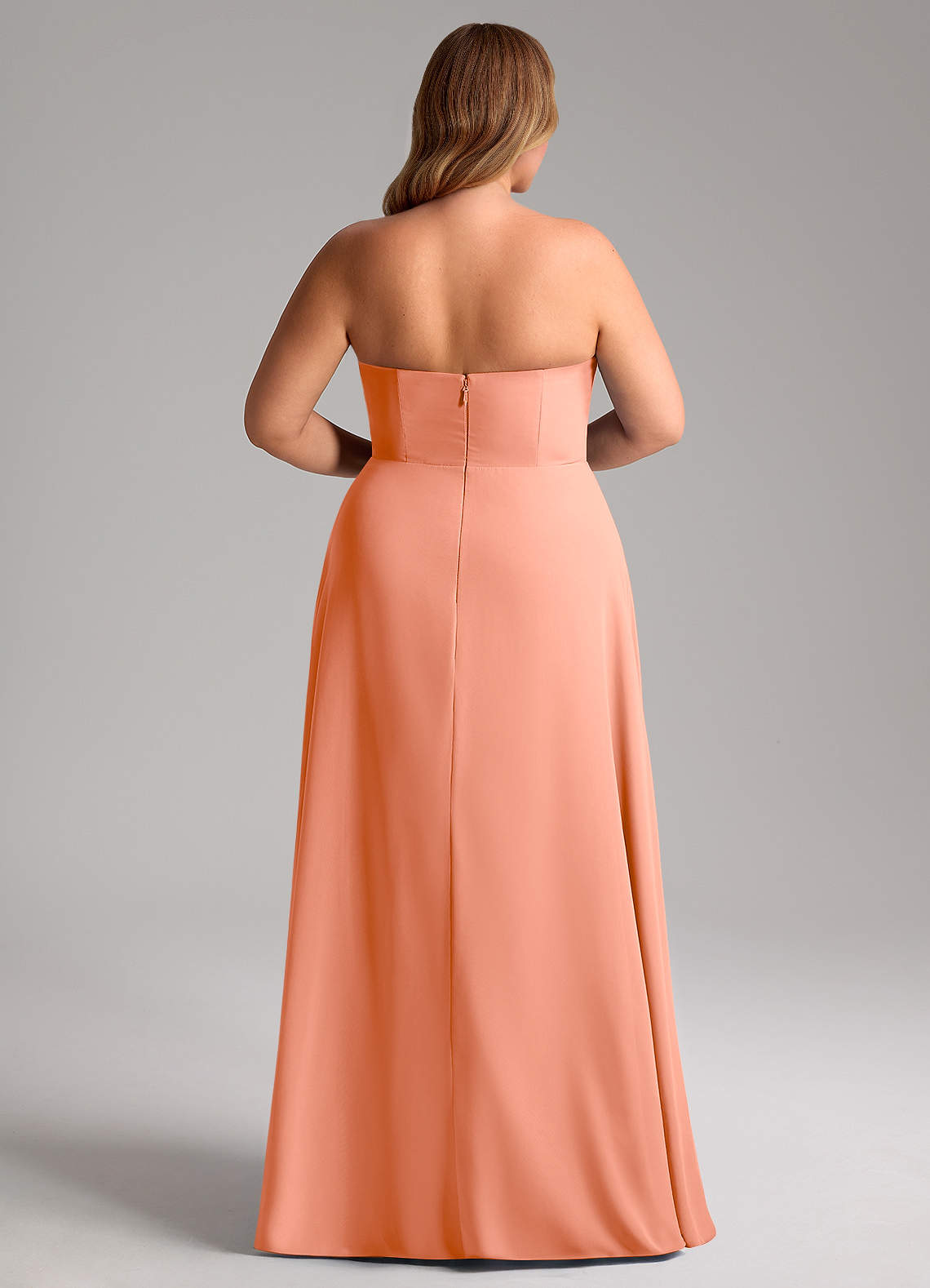 Azazie Wren Vestidos de damas de honor Vestido de Atardecer de Gasa de Corte en A Convertible con Corte Lateral image14
