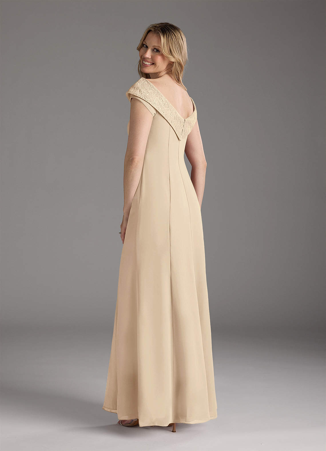 Azazie Cupid Robe Trapèze en Mousseline de soie Col bateau en