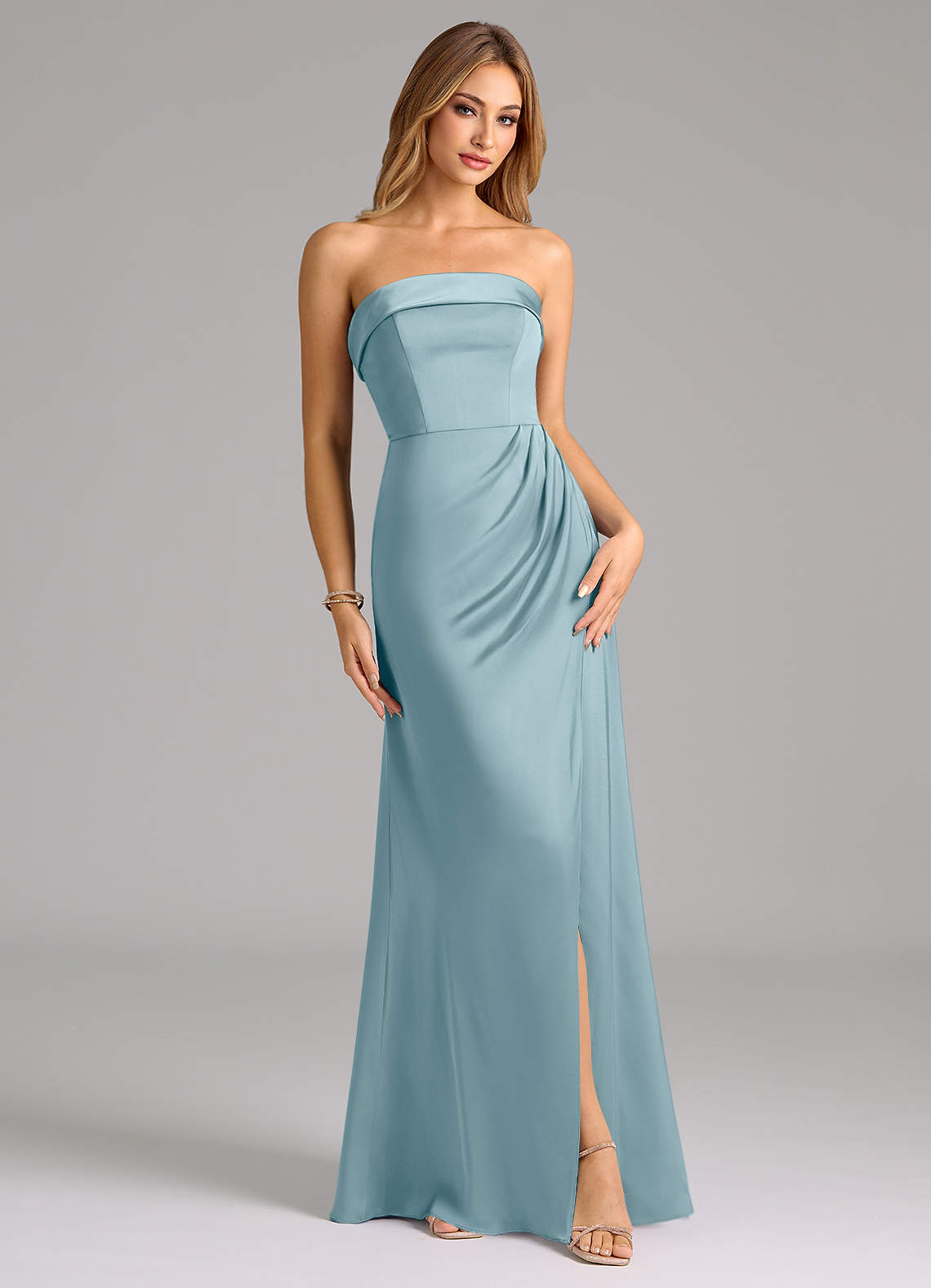 Azazie Aretha Vestidos de damas de honor Vestido de Azul Malhumorado de Satén Elástico de Corte en A Convertible con Sin tirantes image1