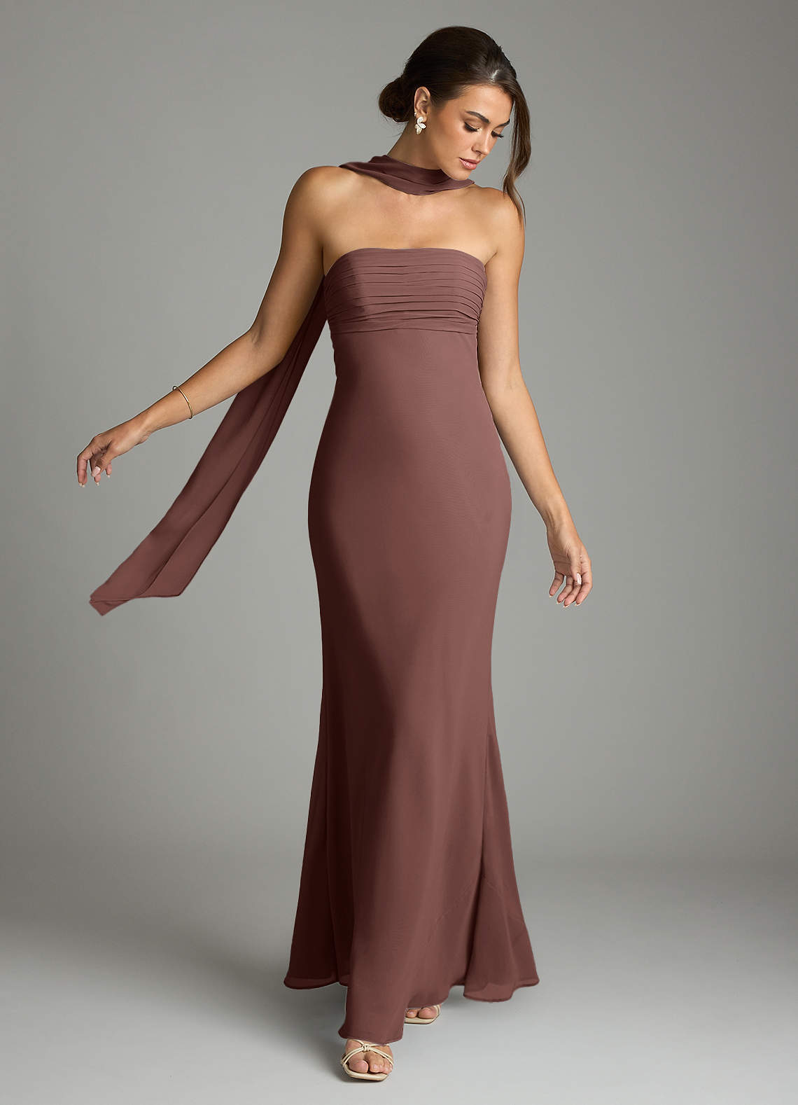 Azazie Saylor Brudtärnklänningar Klä av Sjöjungfru i Chiffong Axelbandslös Espresso image6