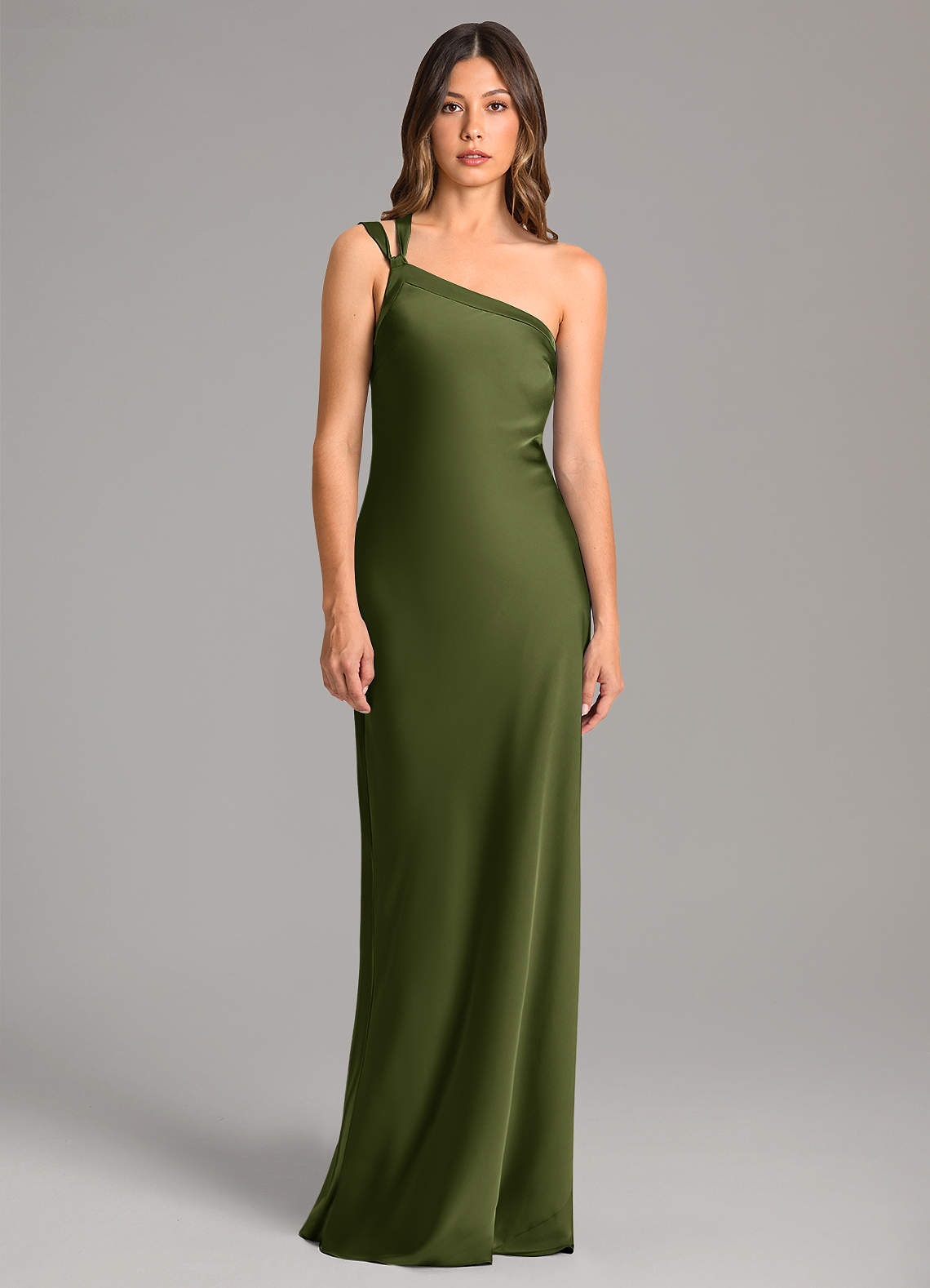 Azazie Monroe Essayer des robes à la maison Robe Sirène en Satin extensible Ue épaule Rose Perle image3