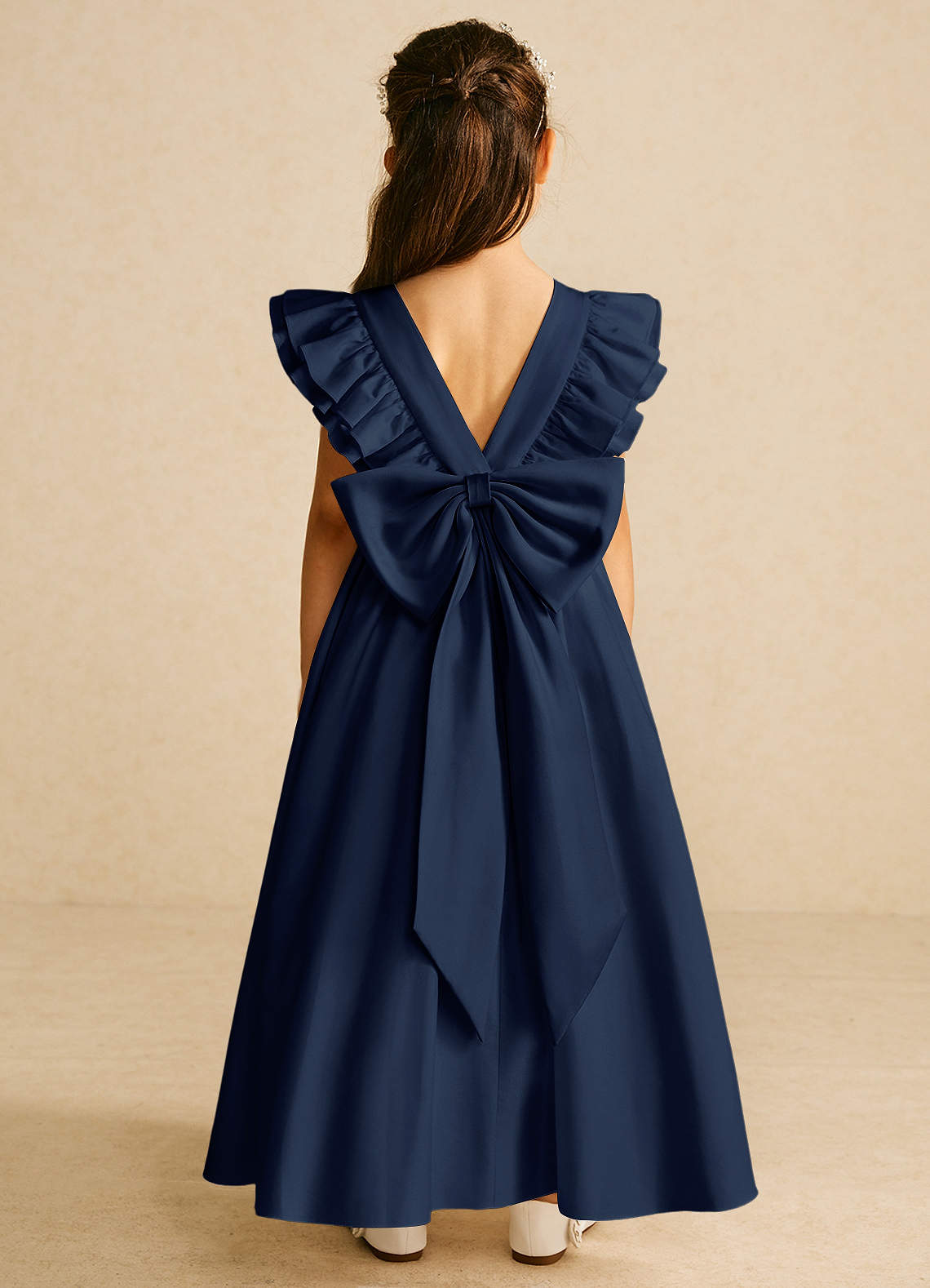 Azazie Piglette Blumenmädchenkleider A-Linie Schleifen Matte Satin Kleid Dunkelmarine image1