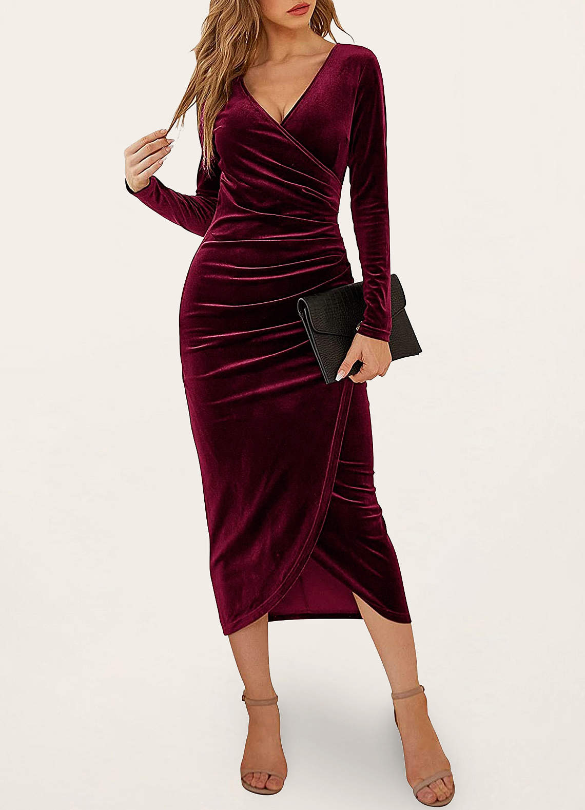 Yendo por glamour Borgoña Vestido midi de manga larga de terciopelo Vestidos | Azazie