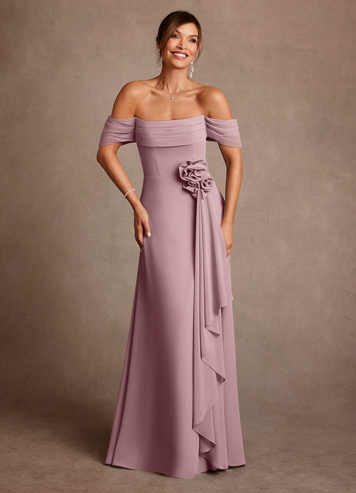 Azazie Amherst vestidos de madre de la novia Vestido de Rosa Polvorienta de Gasa de Corte en A con Vestidos sin tirantes image1