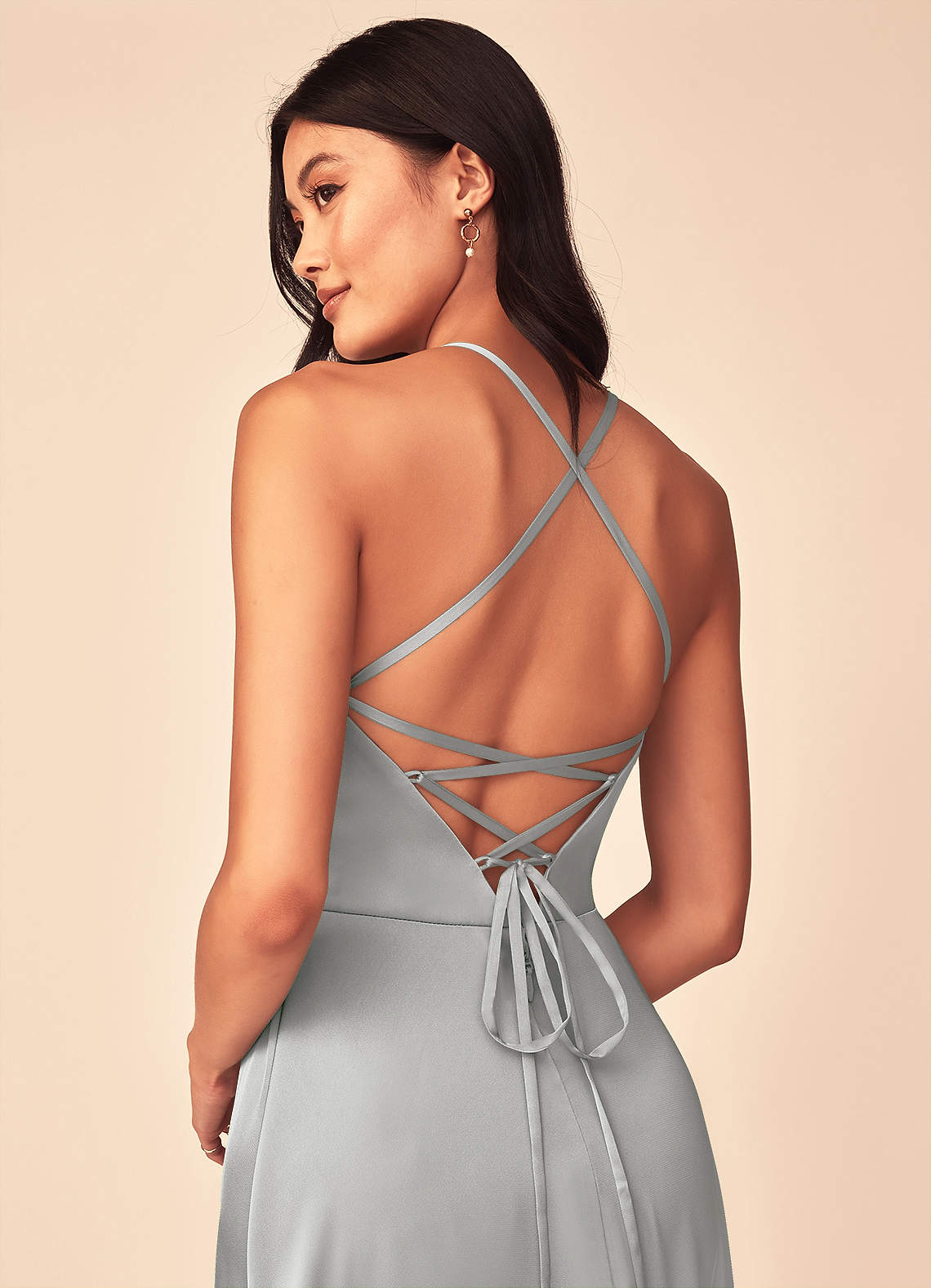 Azazie Mei Vestidos de madrinha de casamento Vestido Prata de Cetim elástico de Linha A image2