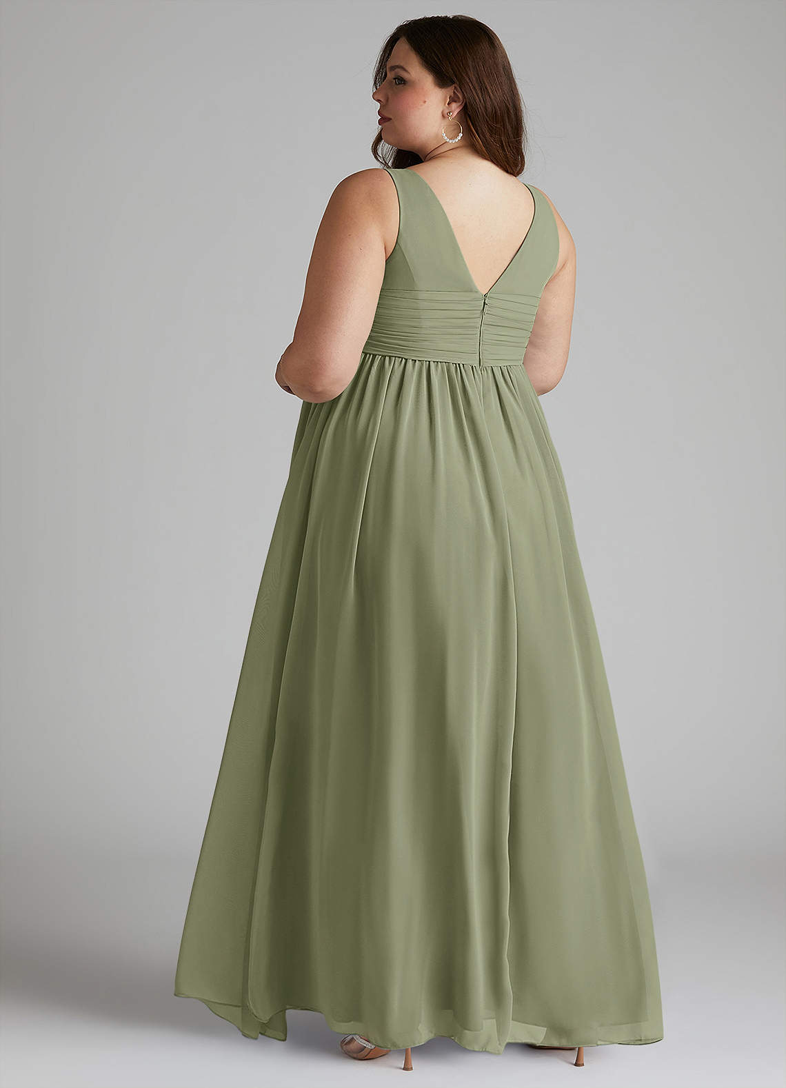 Azazie Yetta Kleider zum Anprobieren zu Hause A-Linie V-Hals Versammelt Chiffon Bodenlänge Kleid image10