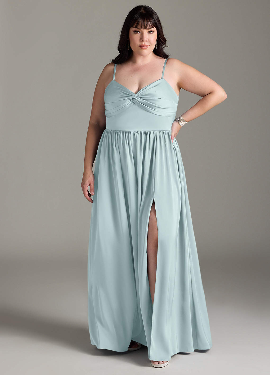 Azazie Zeya Abiti da Damigella Abito A-Line in Raso Elasticizzato Plissettato Nebbia image1